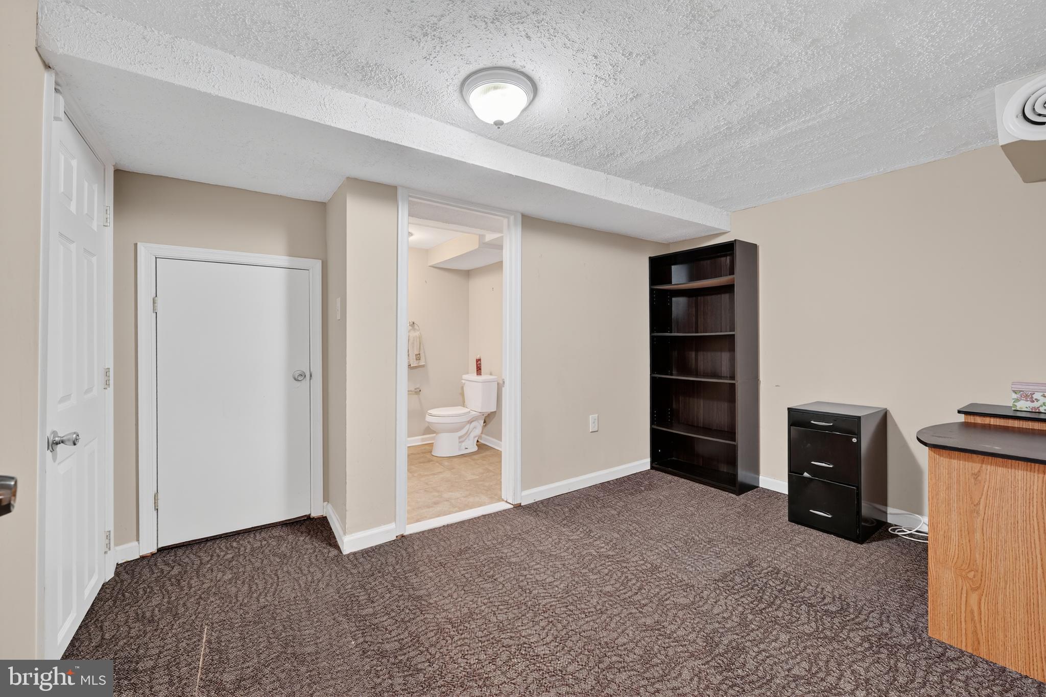 COLUMBIA PARK - Residential