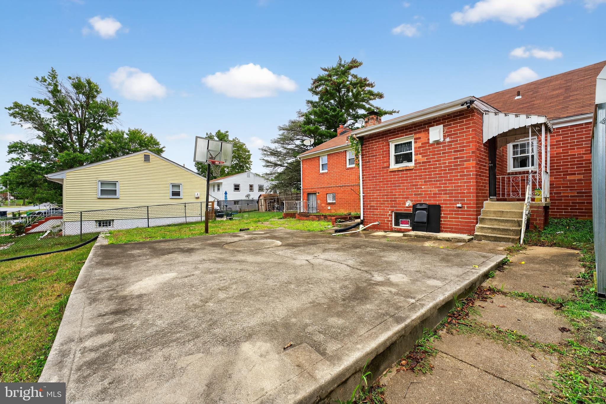 COLUMBIA PARK - Residential