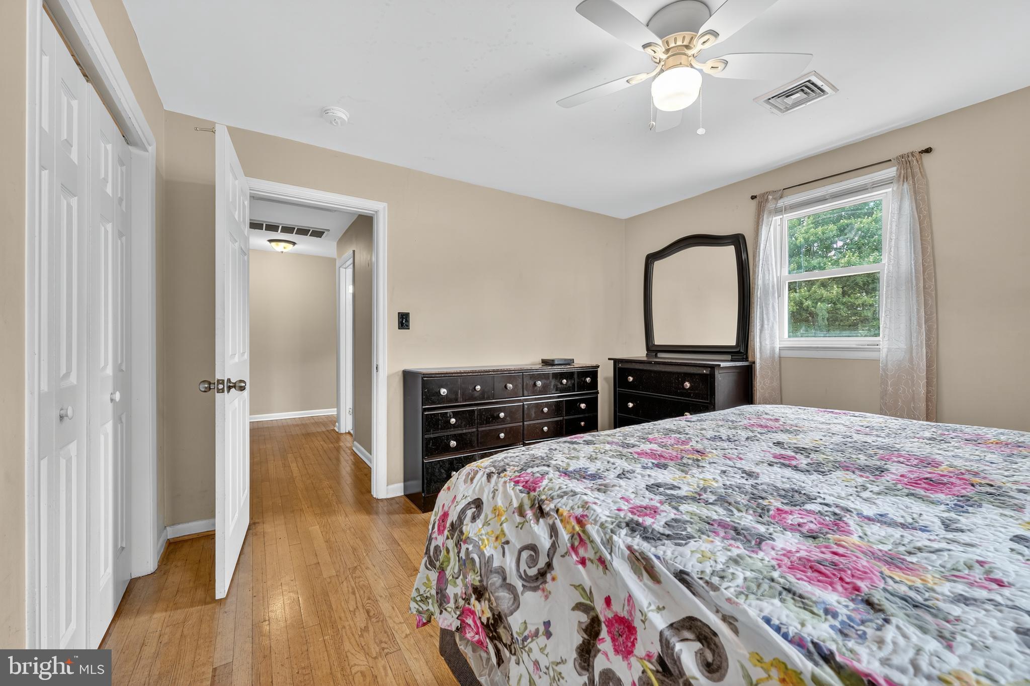 COLUMBIA PARK - Residential