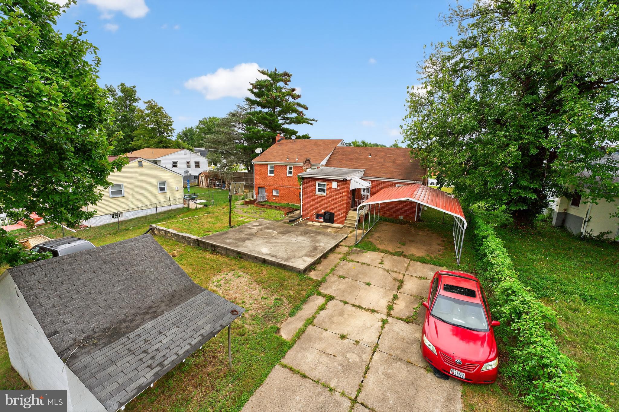 COLUMBIA PARK - Residential