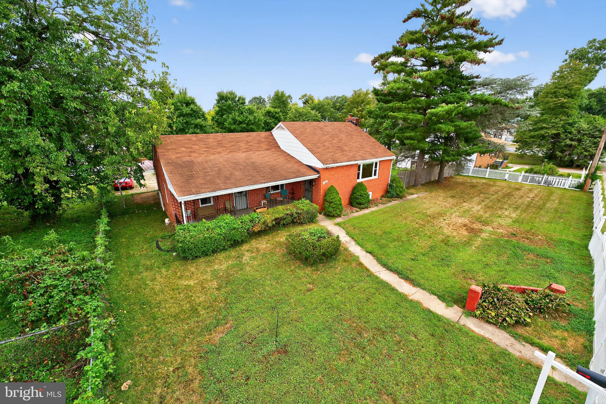 COLUMBIA PARK - Residential