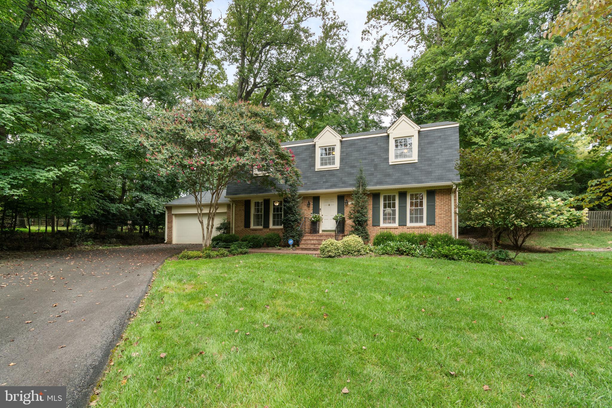 1005 KERGE COURT SE