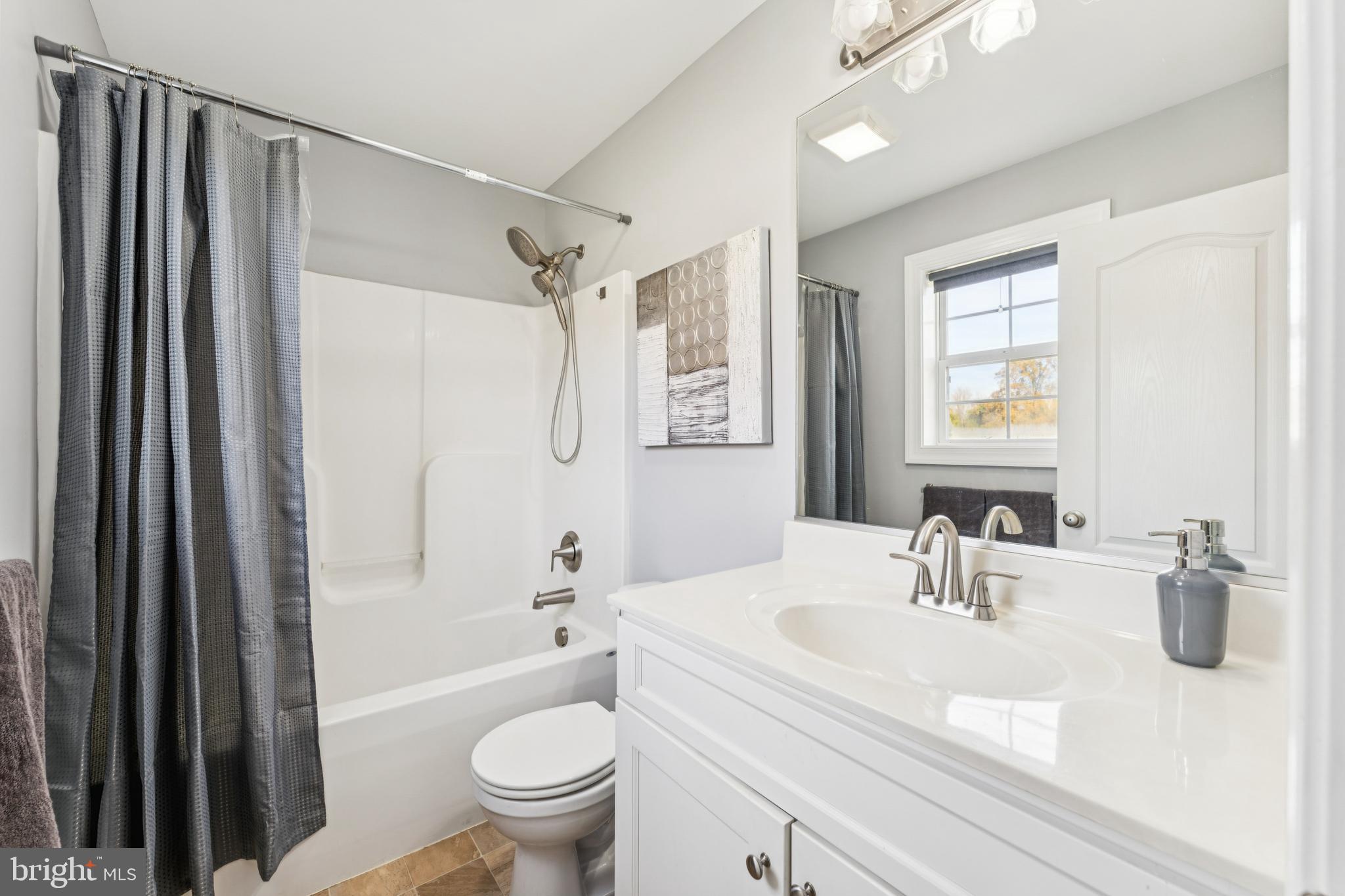 STEVENSVILLE - Residential