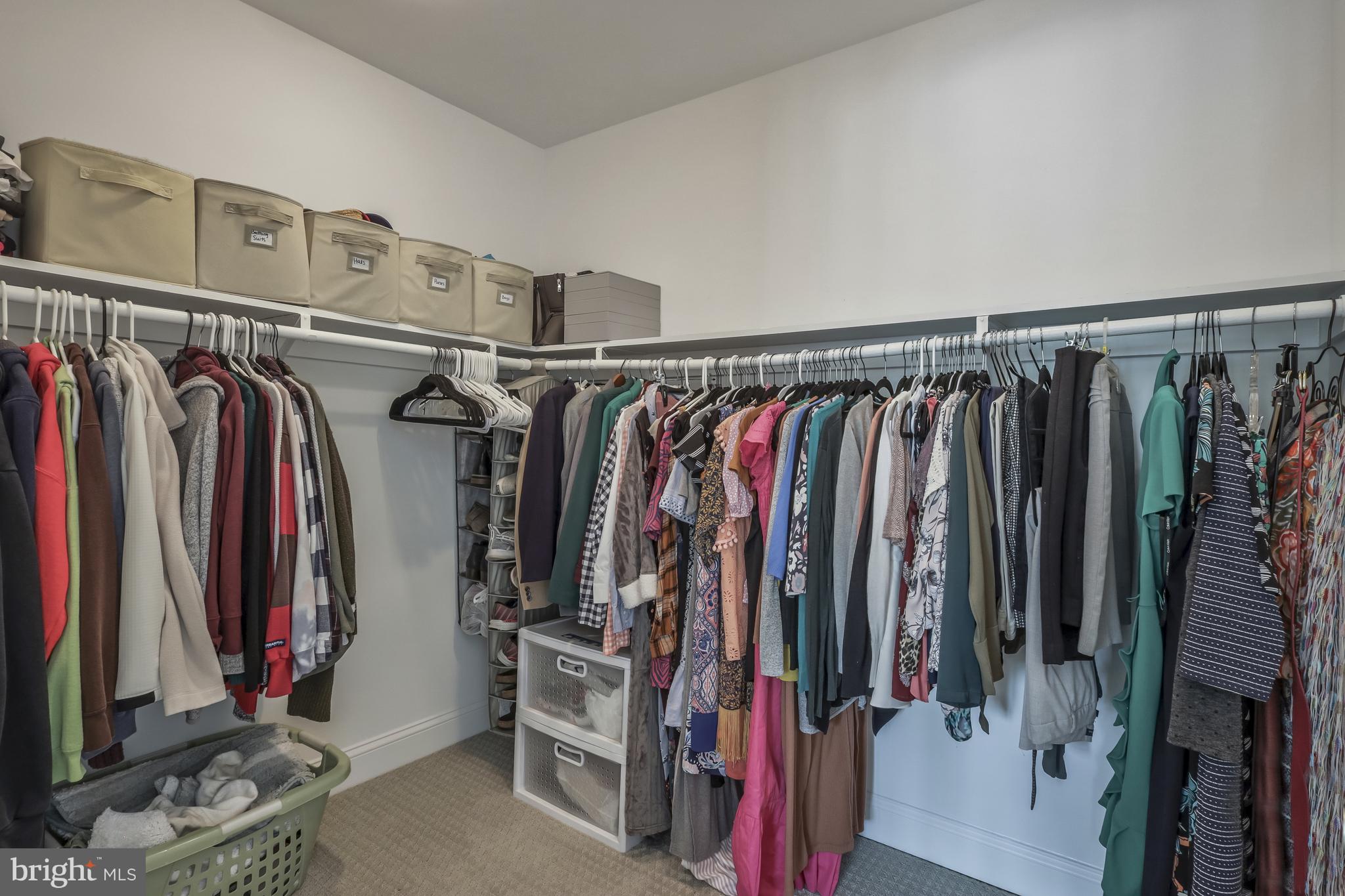 ARLINGTON VIEW - Residential