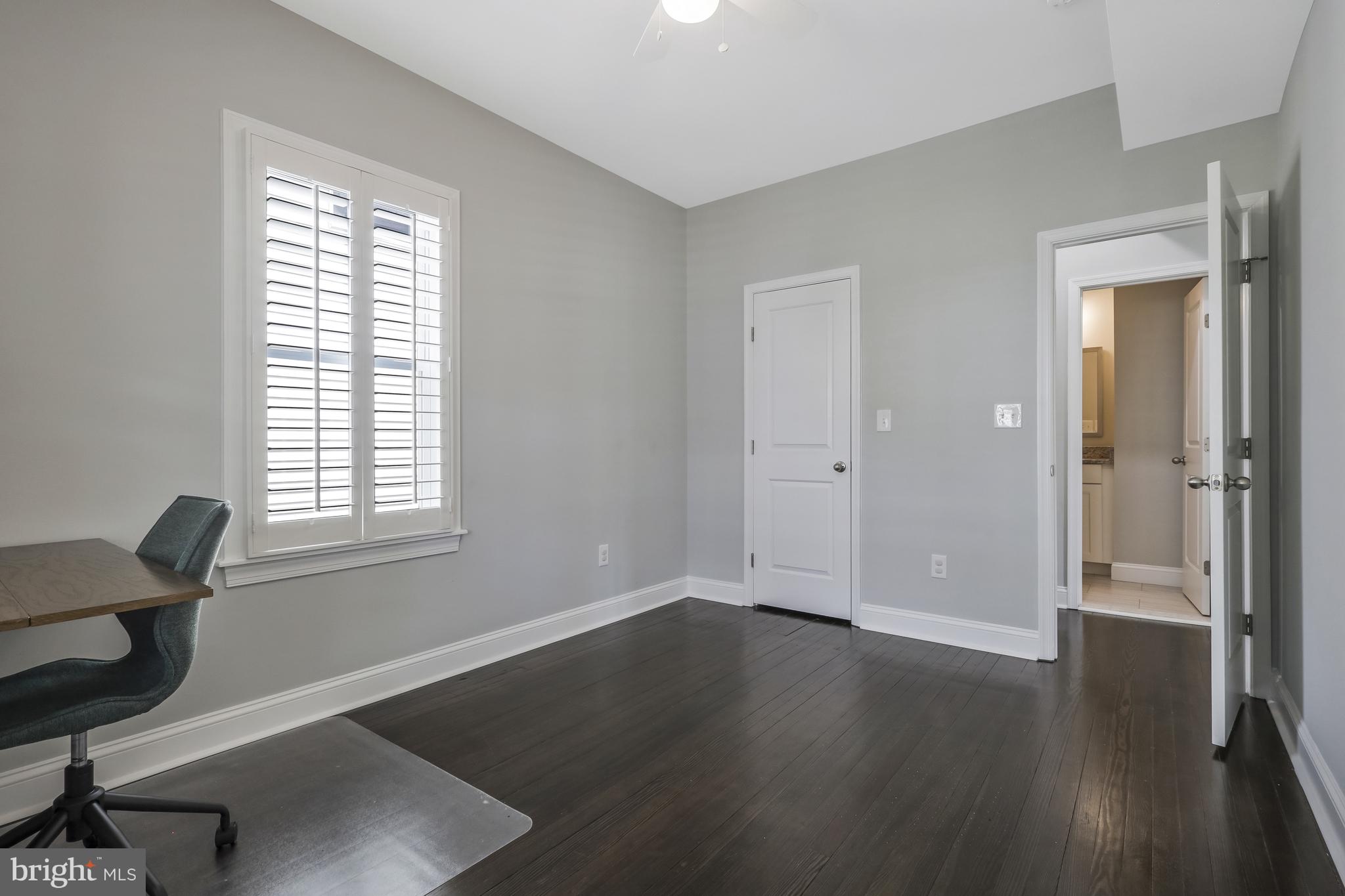 ARLINGTON VIEW - Residential