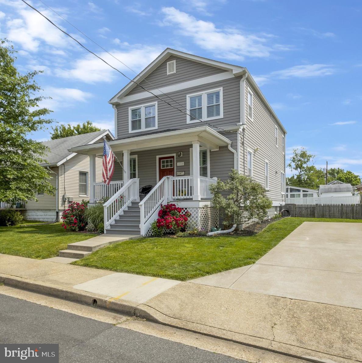 ARLINGTON VIEW - Residential