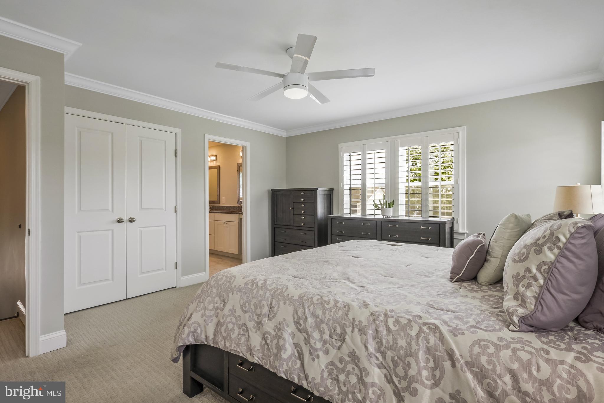 ARLINGTON VIEW - Residential