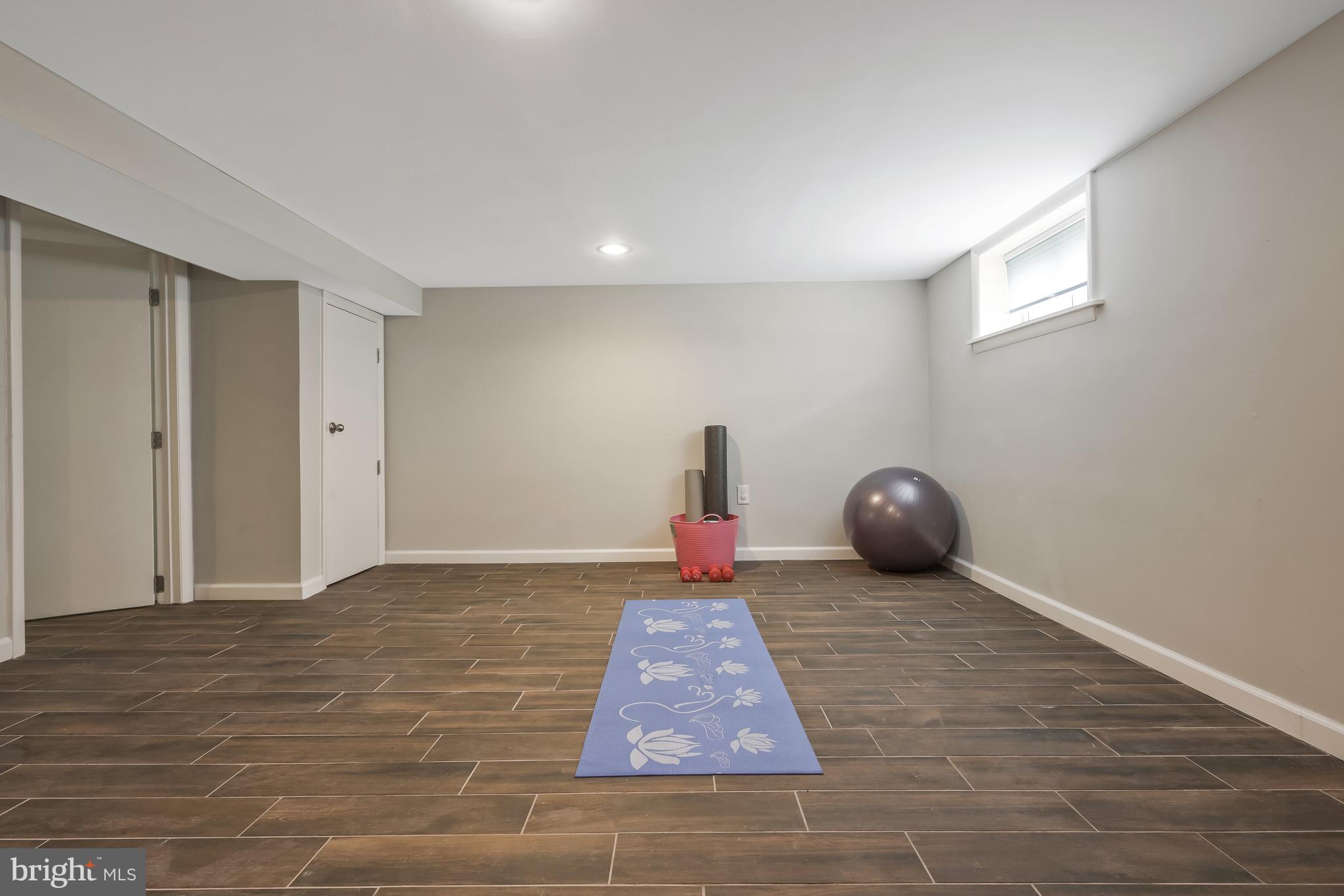 ARLINGTON VIEW - Residential