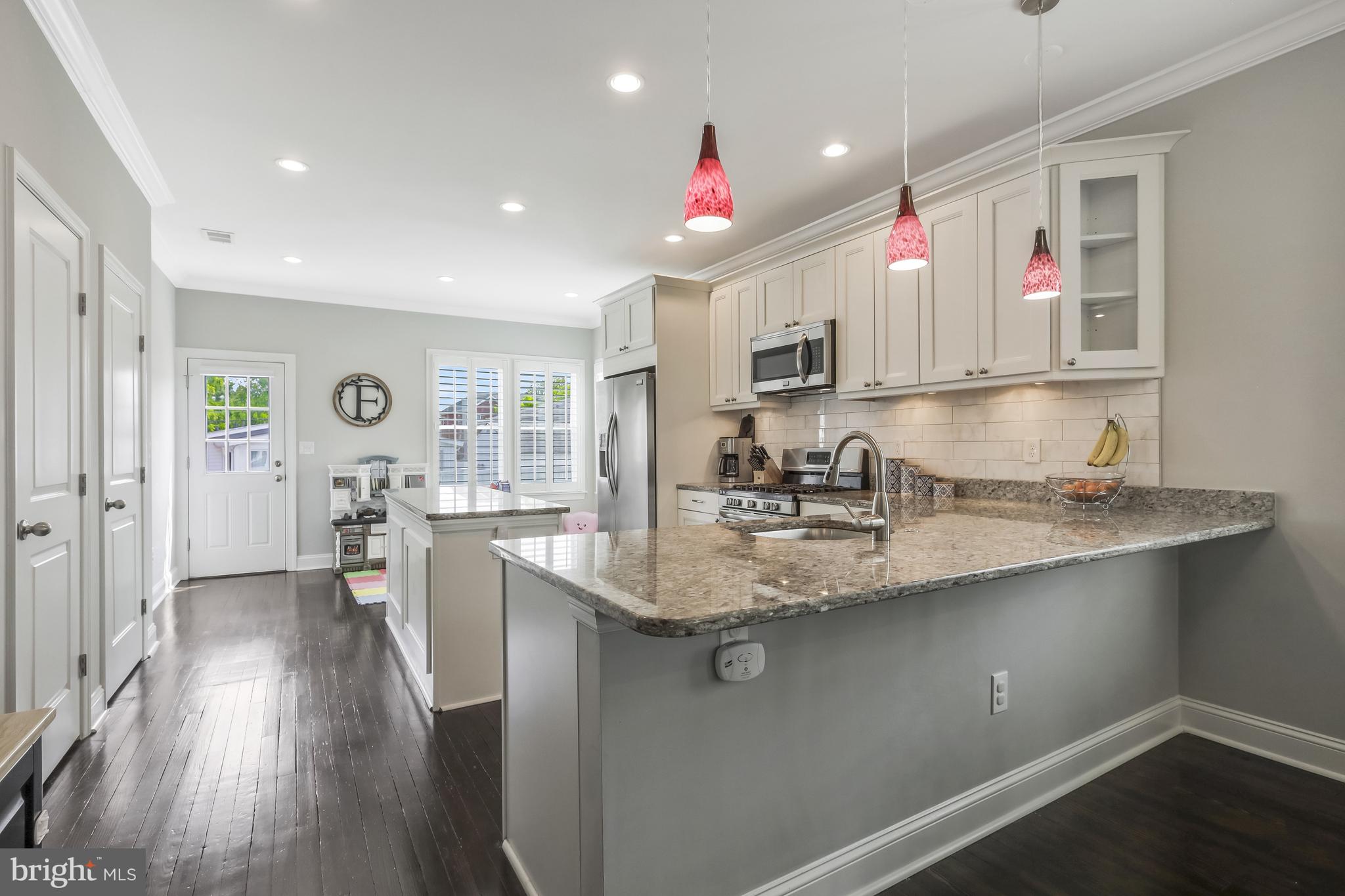 ARLINGTON VIEW - Residential