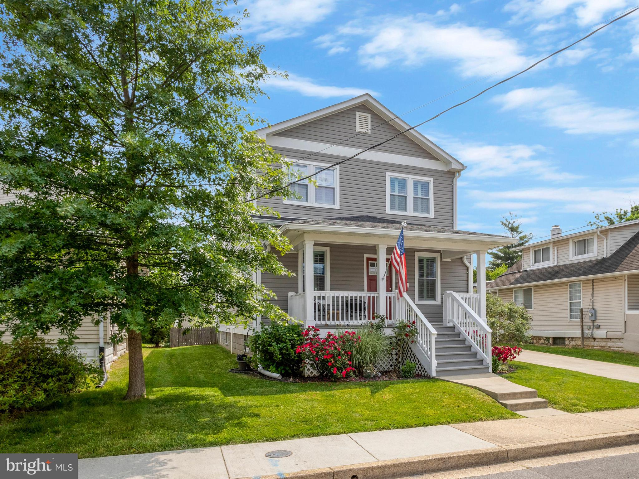 ARLINGTON VIEW - Residential