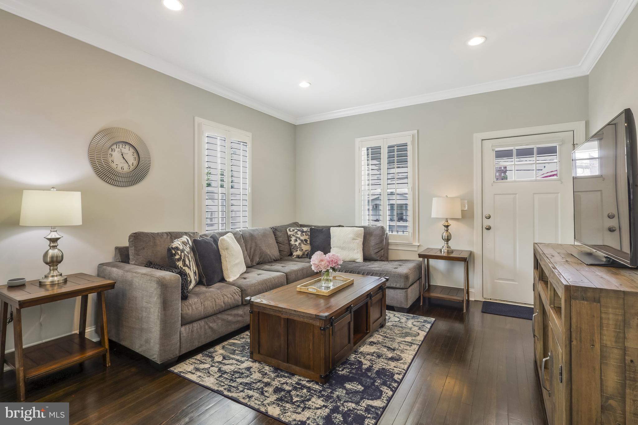 ARLINGTON VIEW - Residential