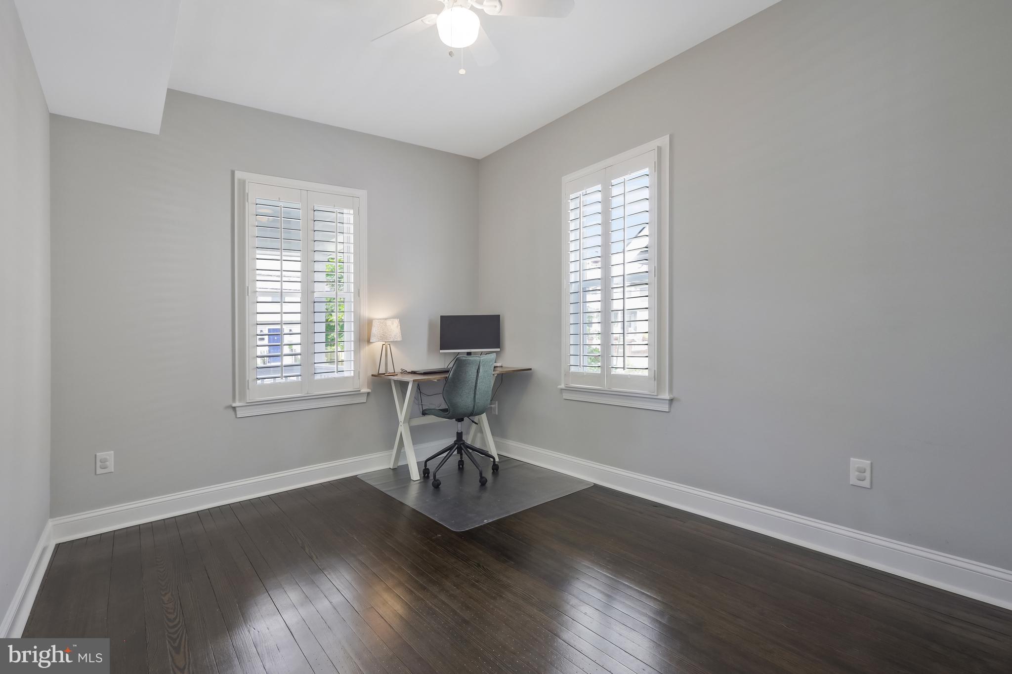 ARLINGTON VIEW - Residential