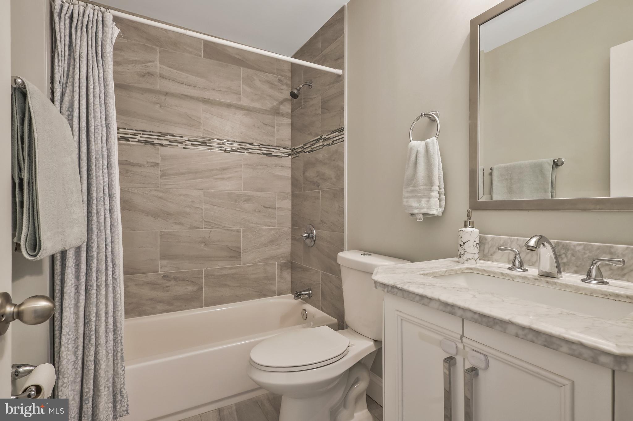 ARLINGTON VIEW - Residential