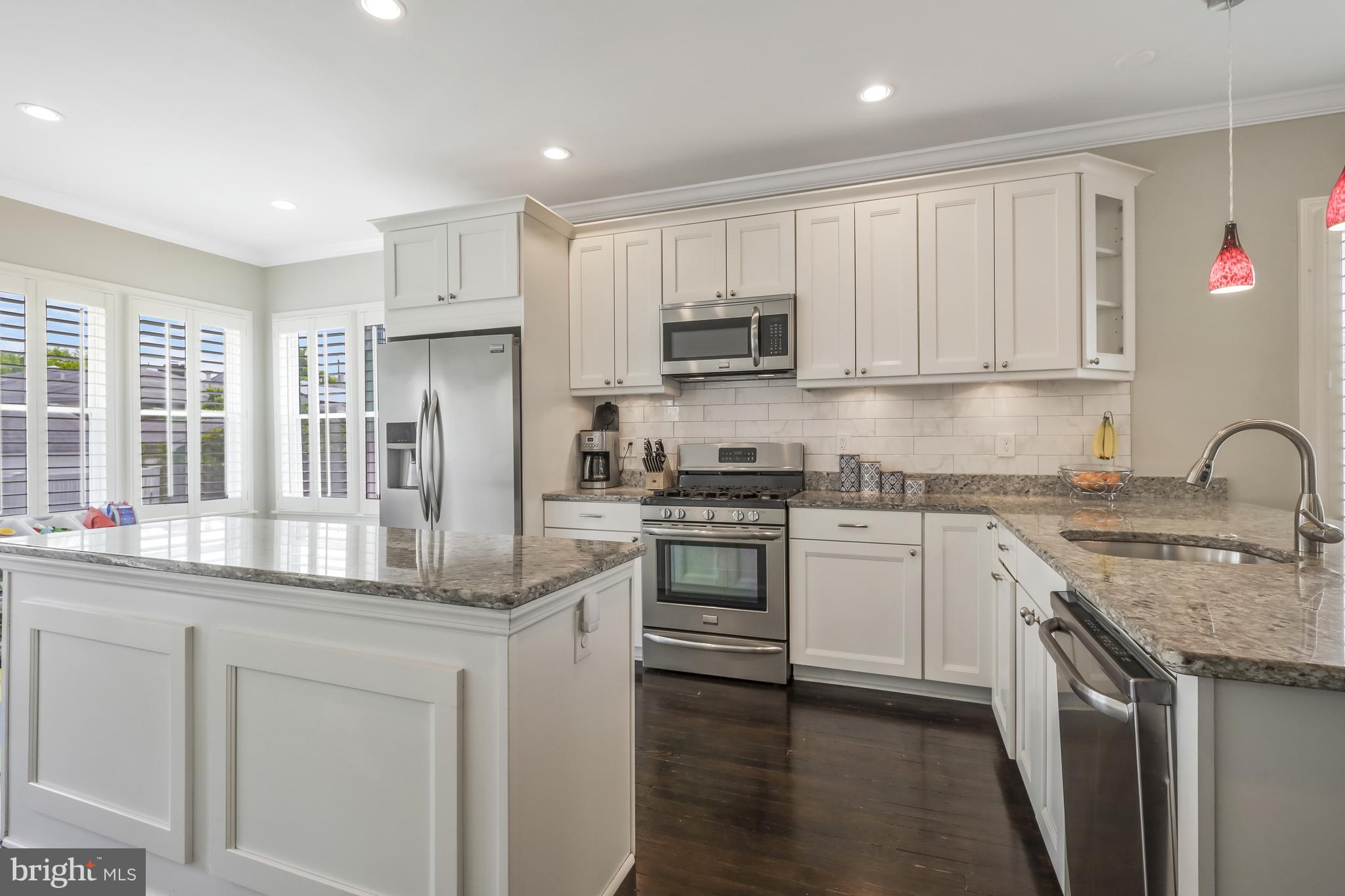 ARLINGTON VIEW - Residential