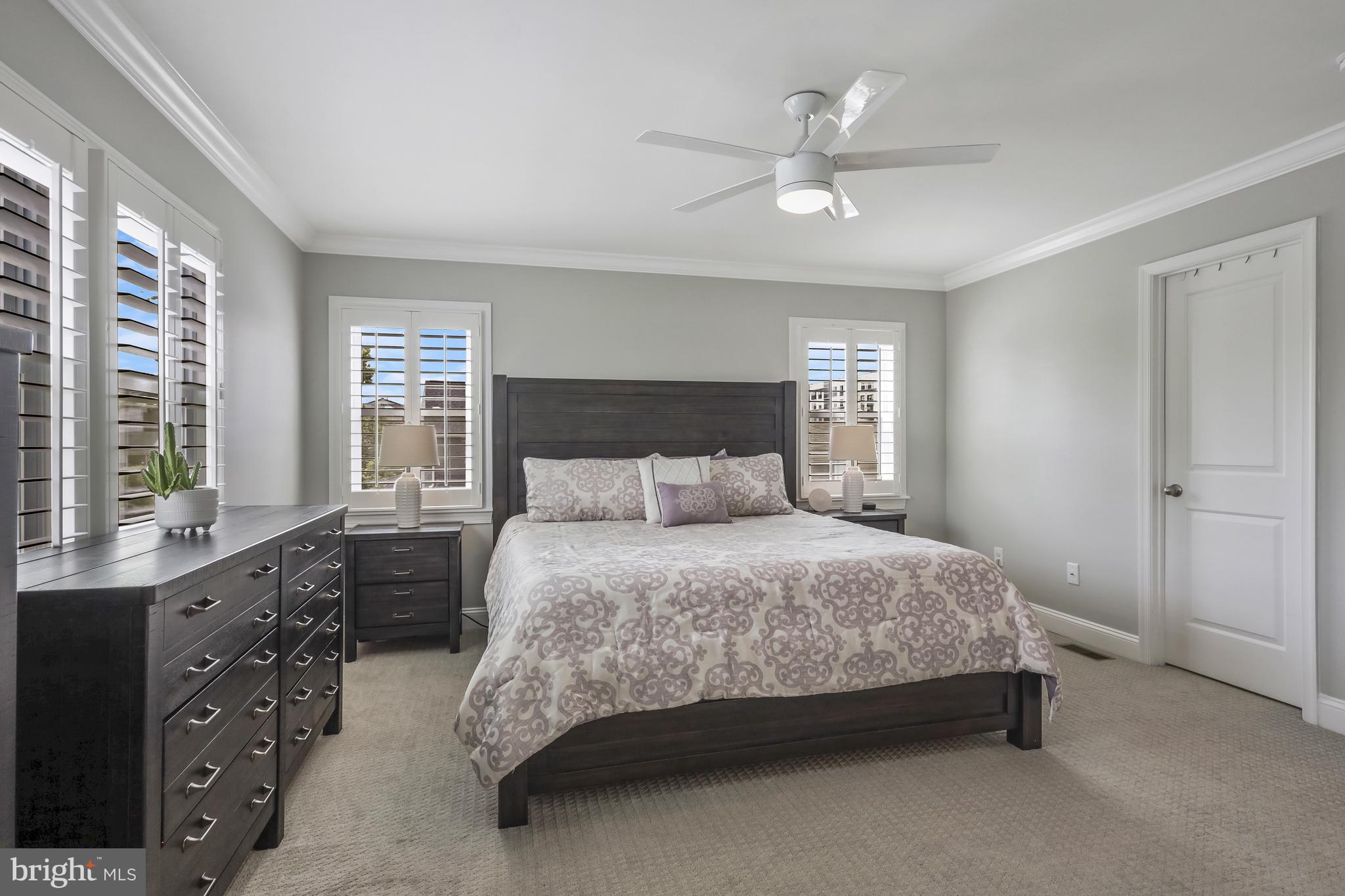 ARLINGTON VIEW - Residential