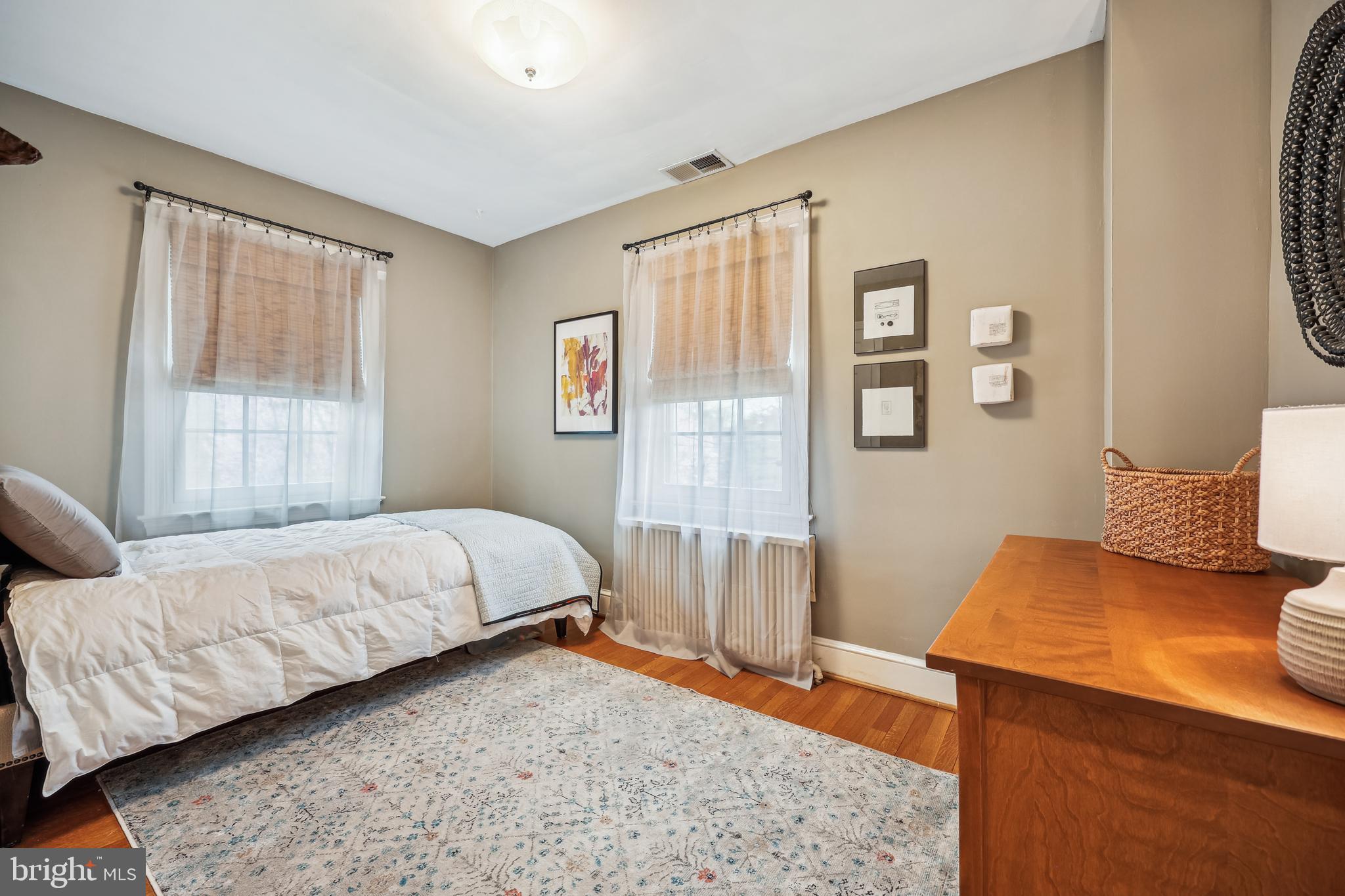 WOODSIDE PARK - Residential