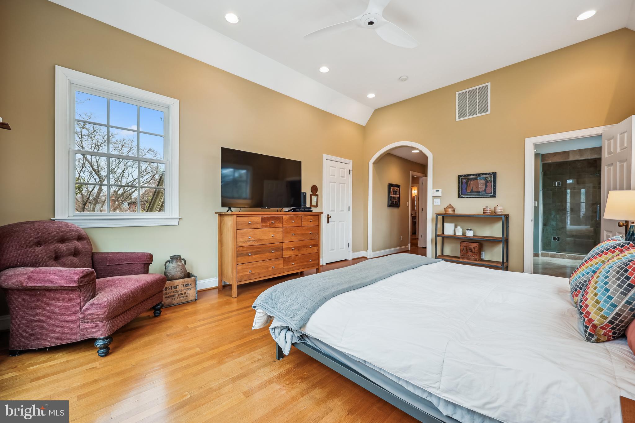 WOODSIDE PARK - Residential