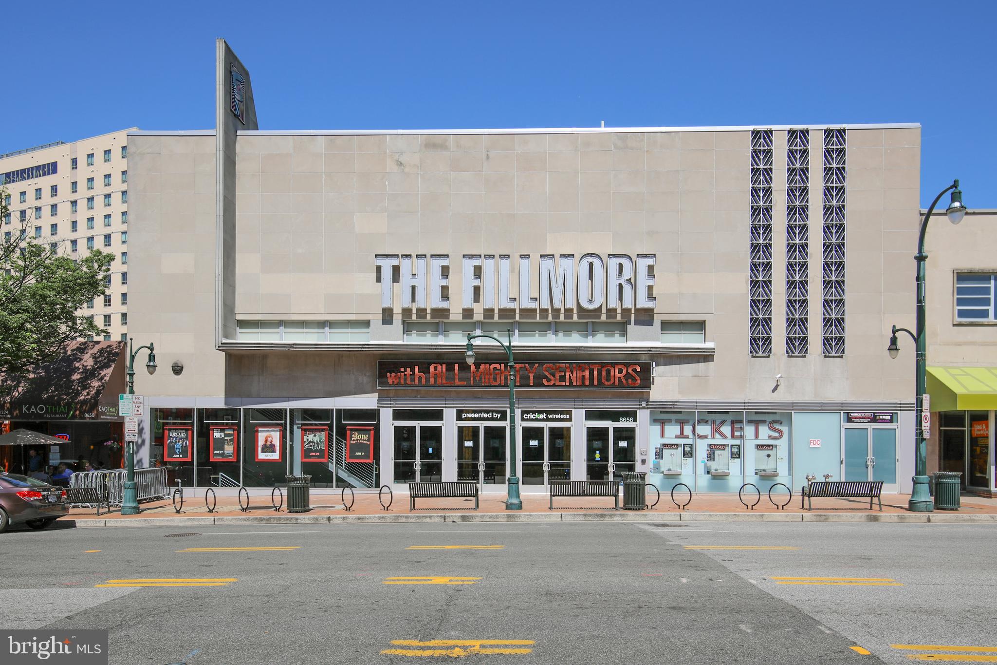 WOODSIDE PARK - Residential