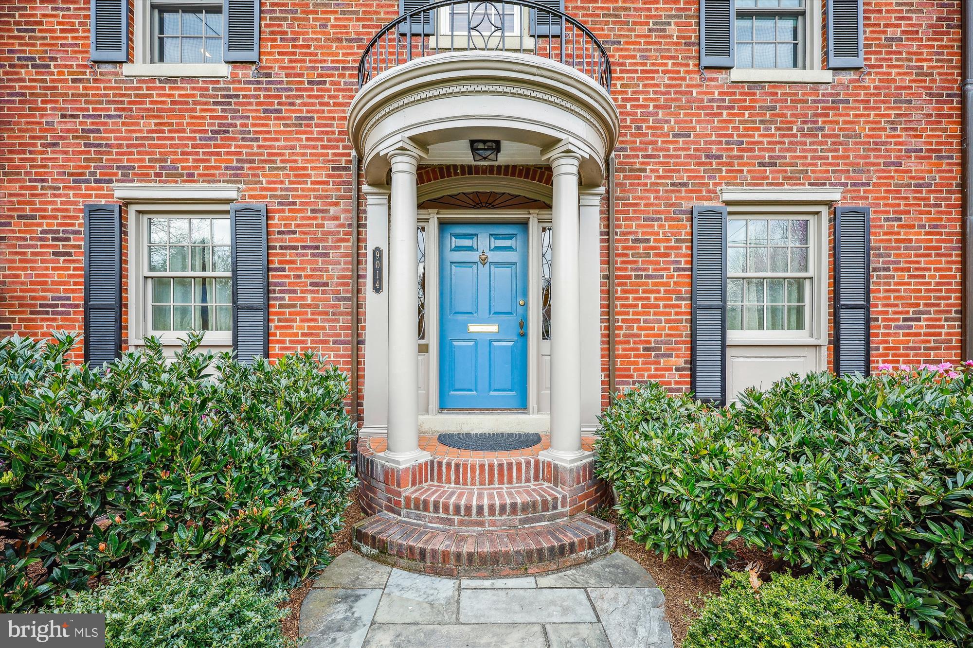 WOODSIDE PARK - Residential