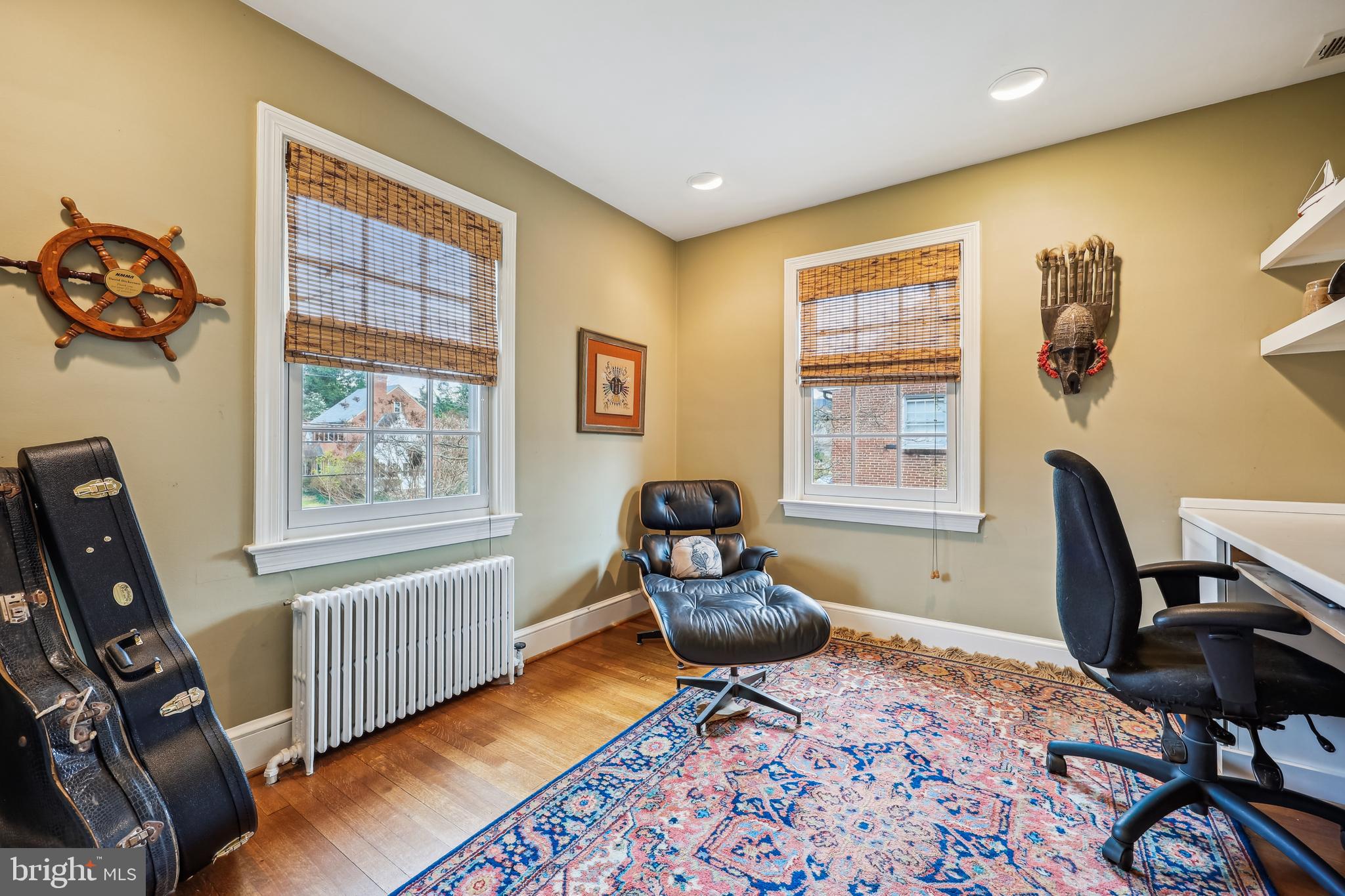 WOODSIDE PARK - Residential