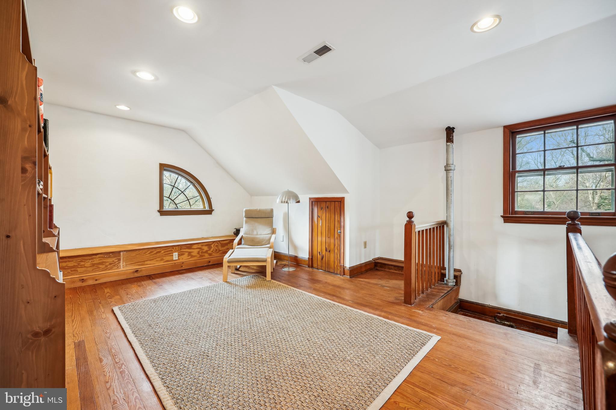 WOODSIDE PARK - Residential