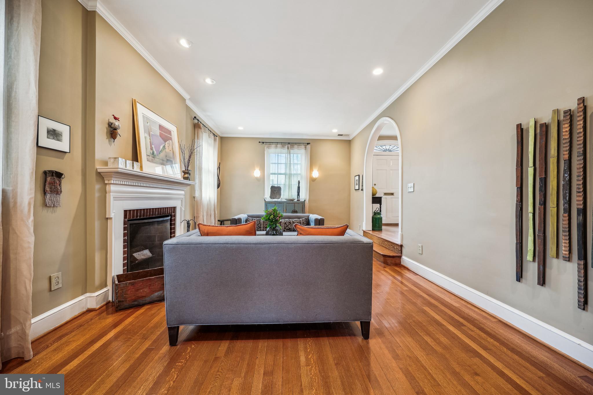 WOODSIDE PARK - Residential