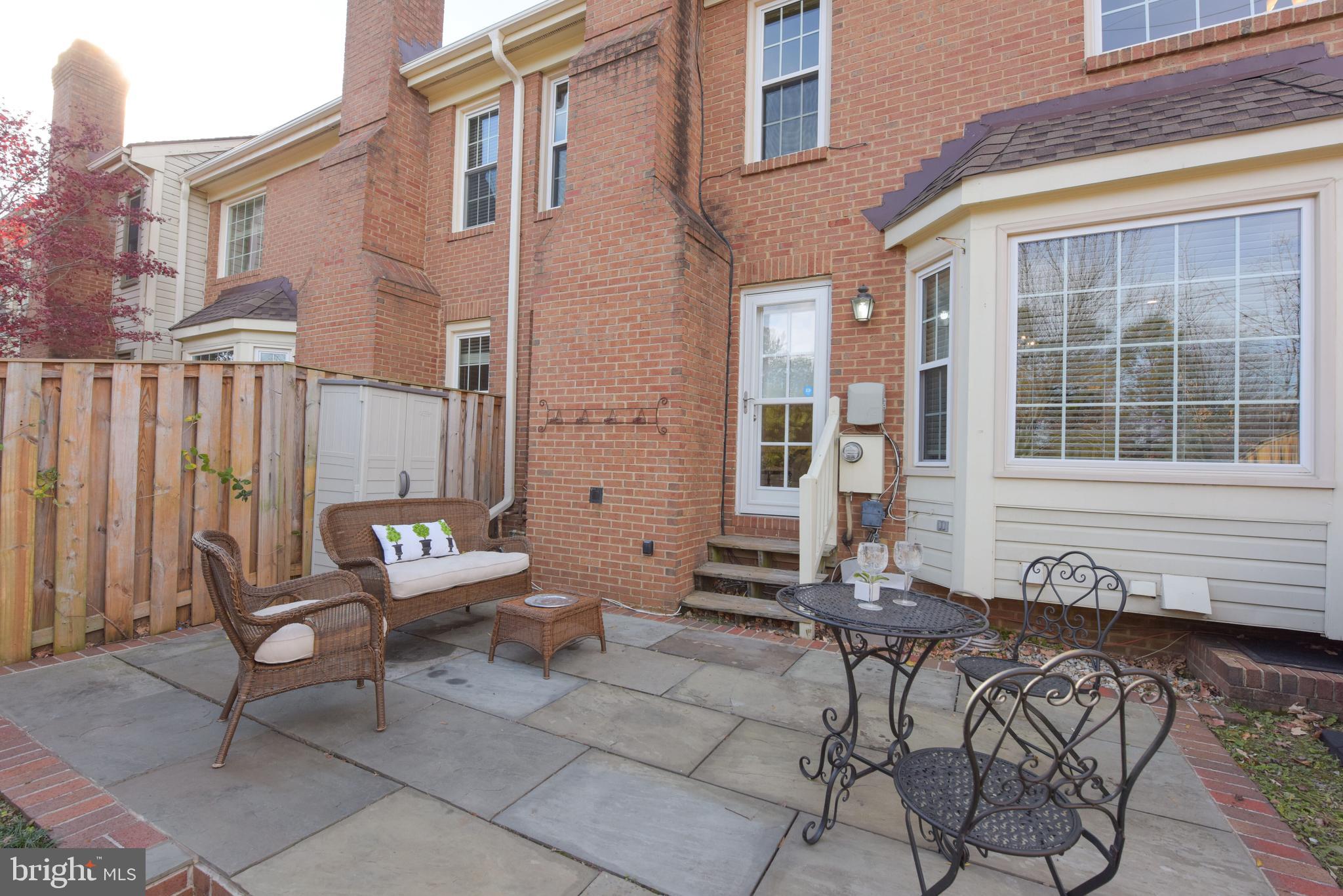 BELLE HAVEN ON THE GREEN - Residential