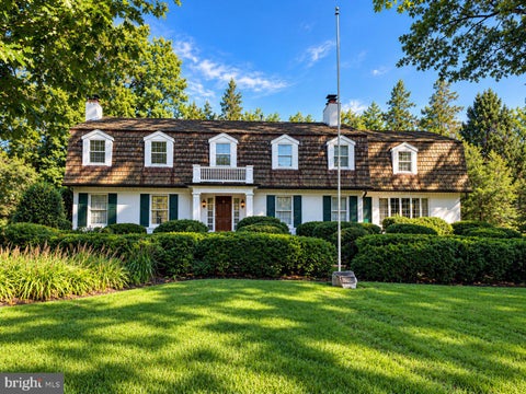 Photo of 3525 Roberts Lane, ARLINGTON, VA 22207 (MLS # VAAR2080342)