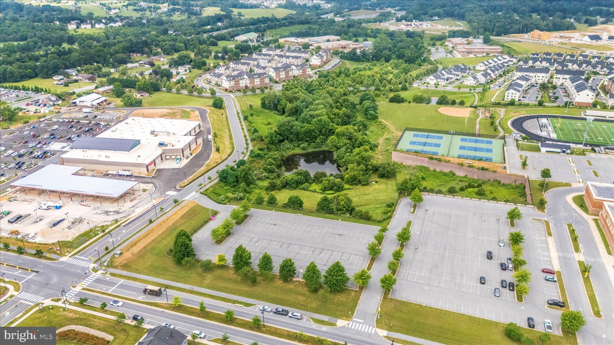 LAKE LINGANORE OAKDALE - Residential