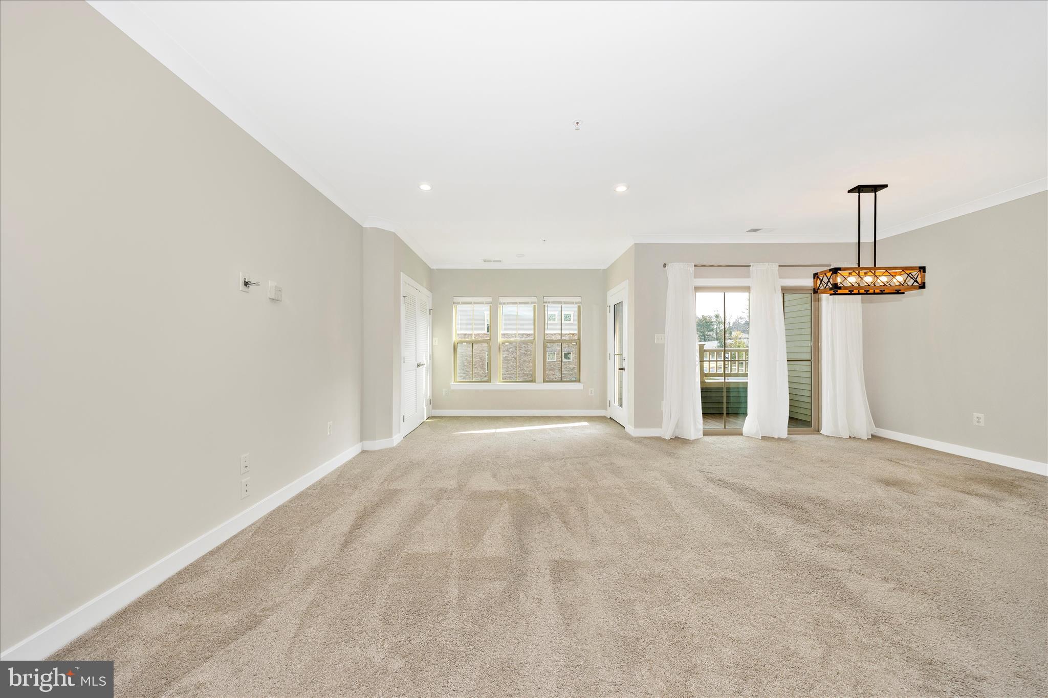 LAKE LINGANORE OAKDALE - Residential