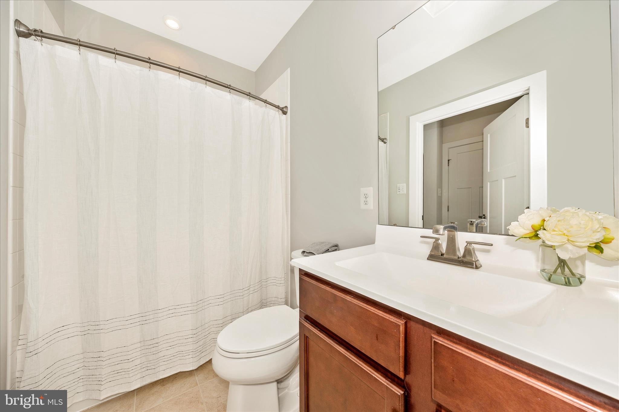 LAKE LINGANORE OAKDALE - Residential