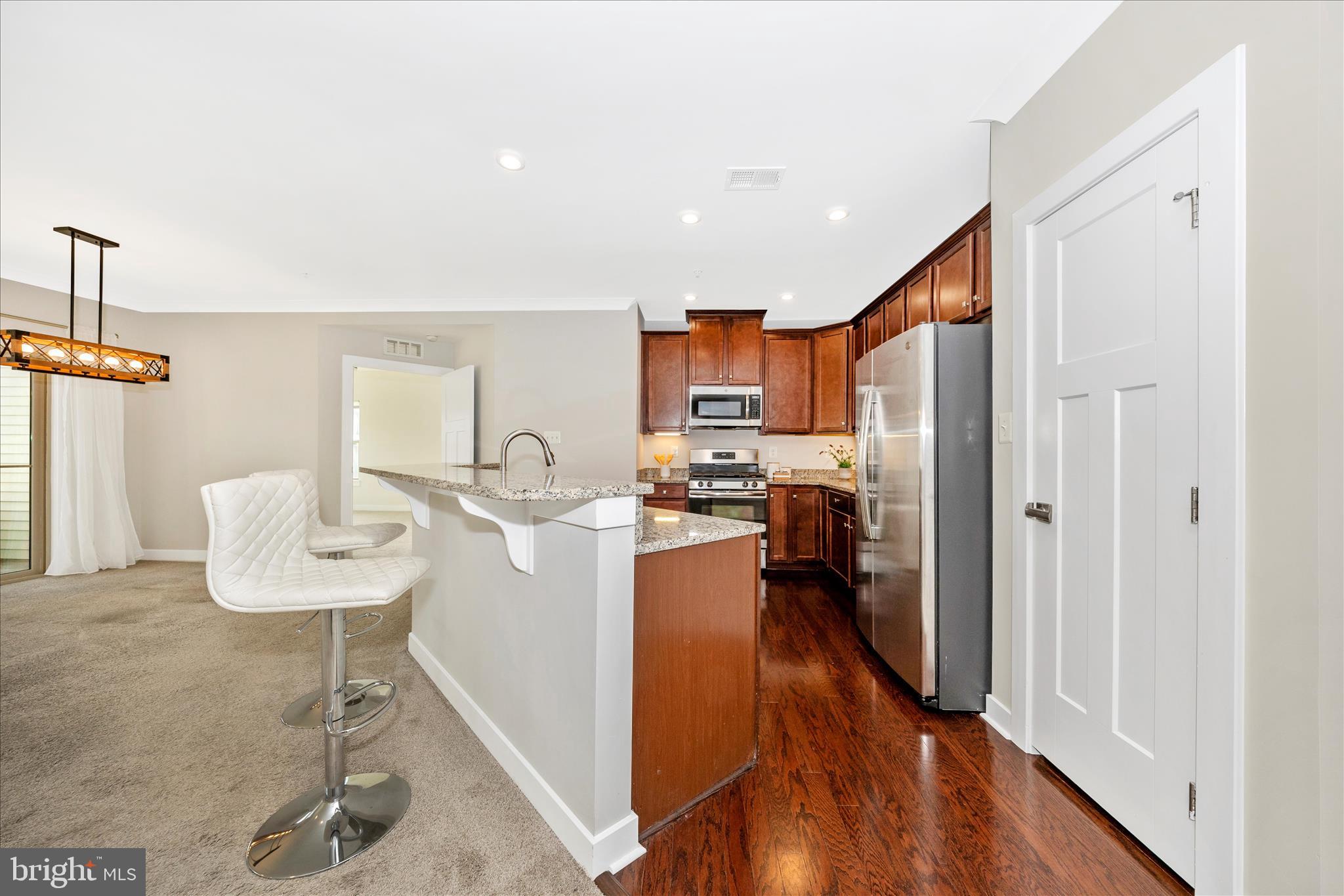 LAKE LINGANORE OAKDALE - Residential