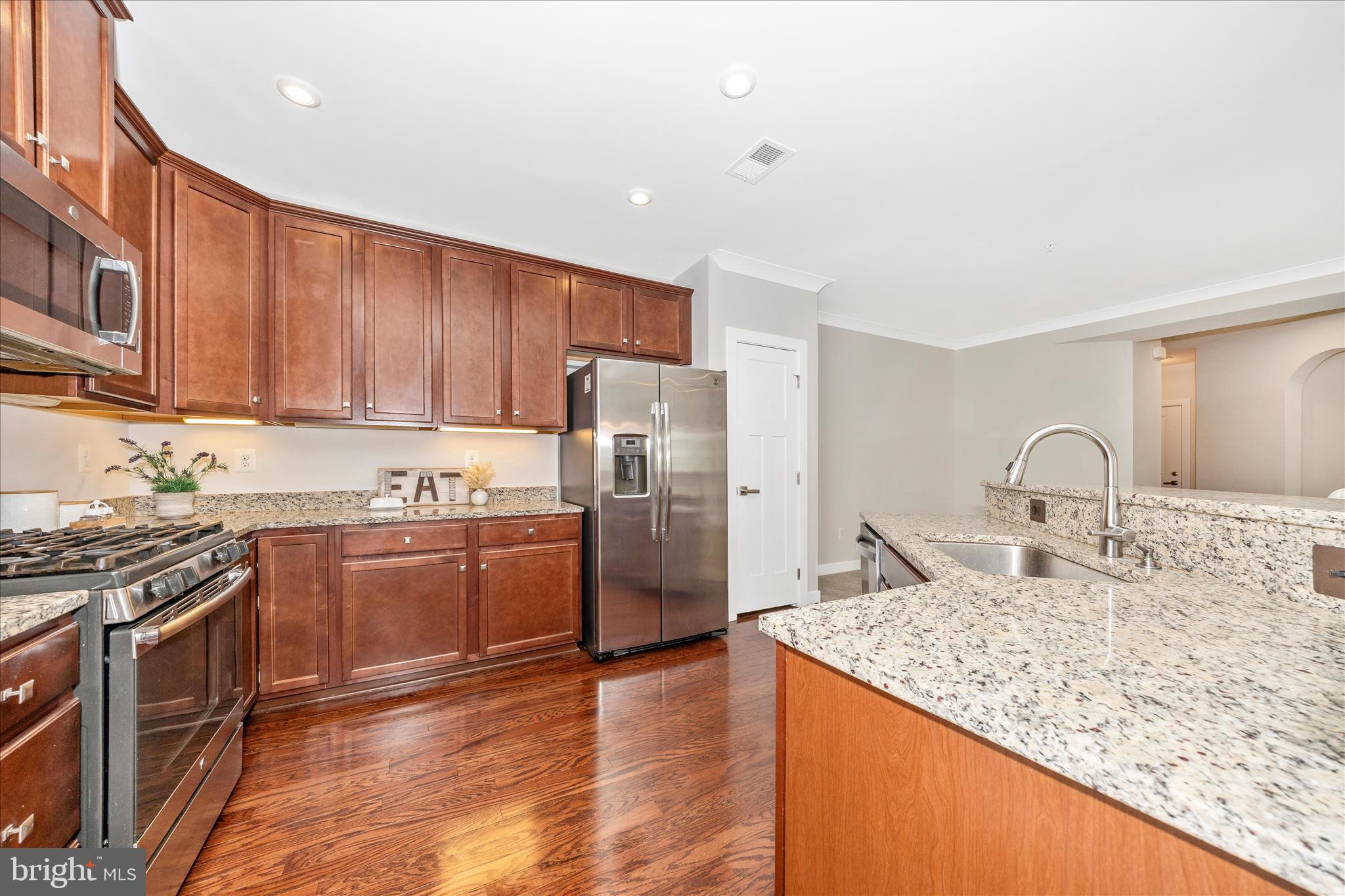 LAKE LINGANORE OAKDALE - Residential