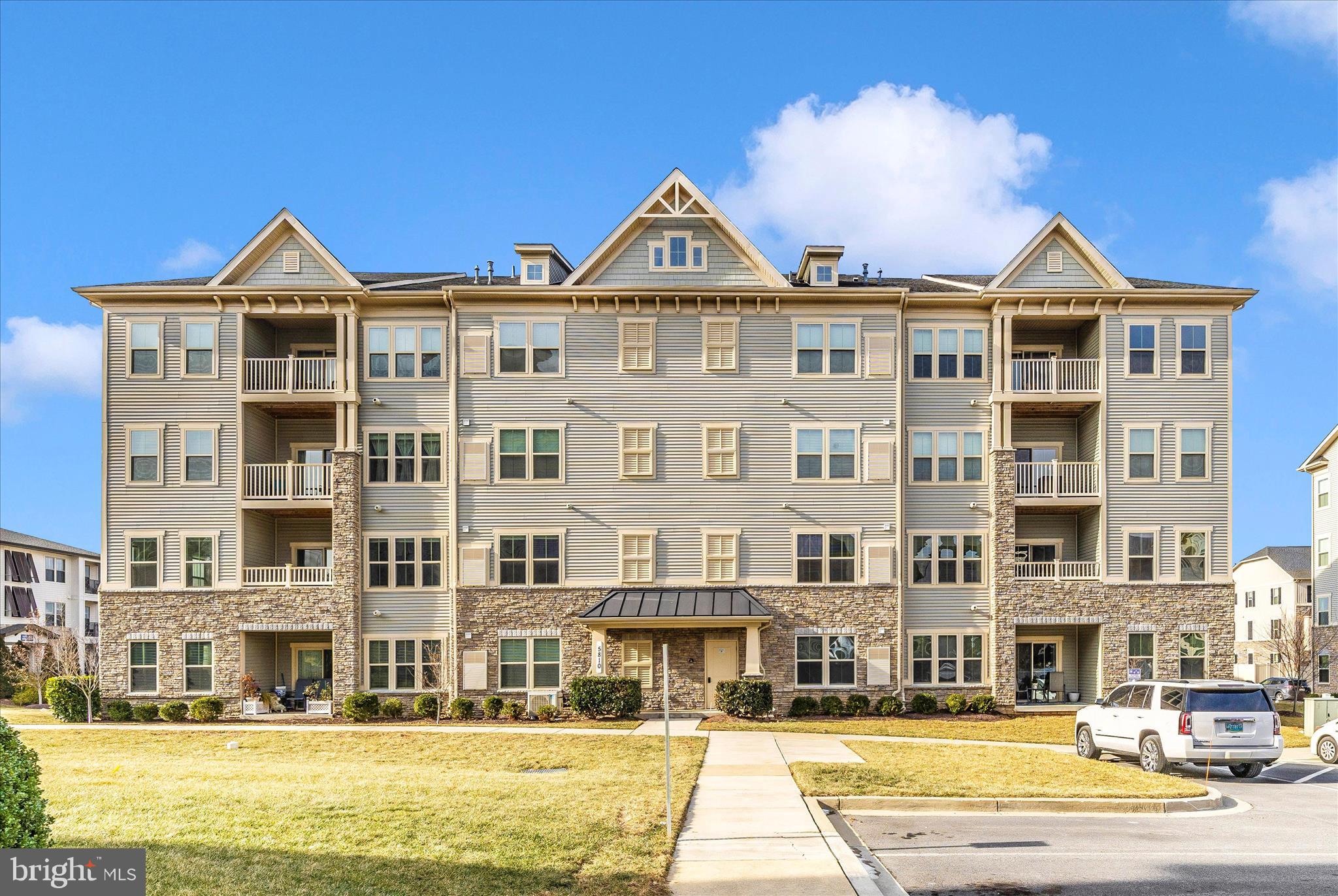 LAKE LINGANORE OAKDALE - Residential