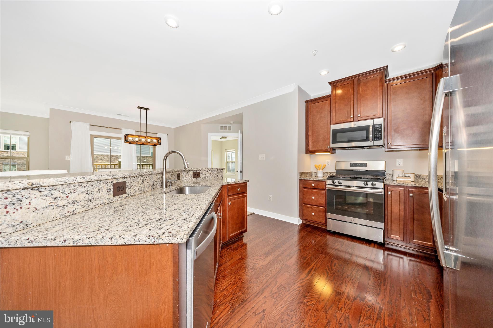 LAKE LINGANORE OAKDALE - Residential