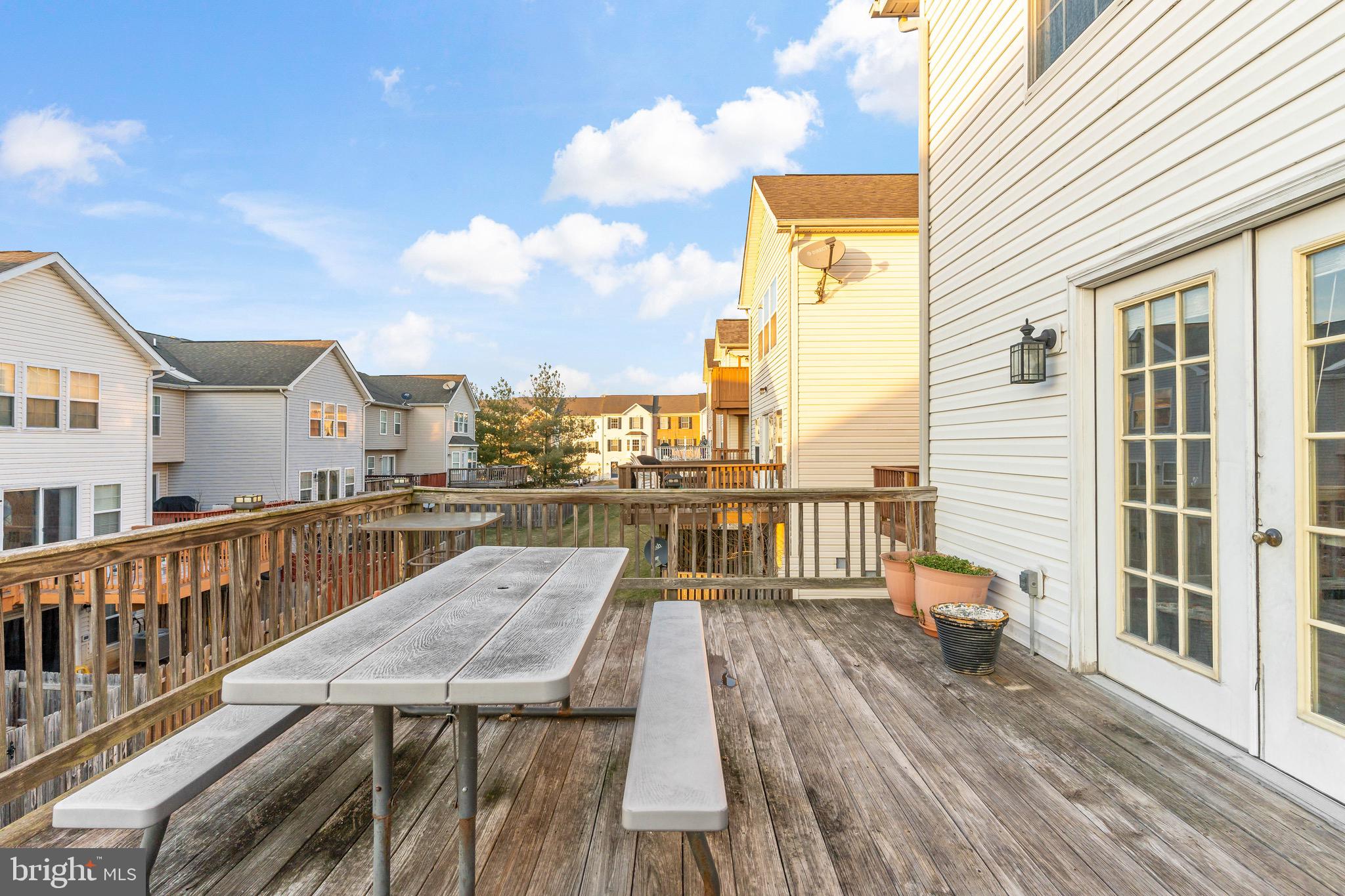 MANOR PARK - Residential