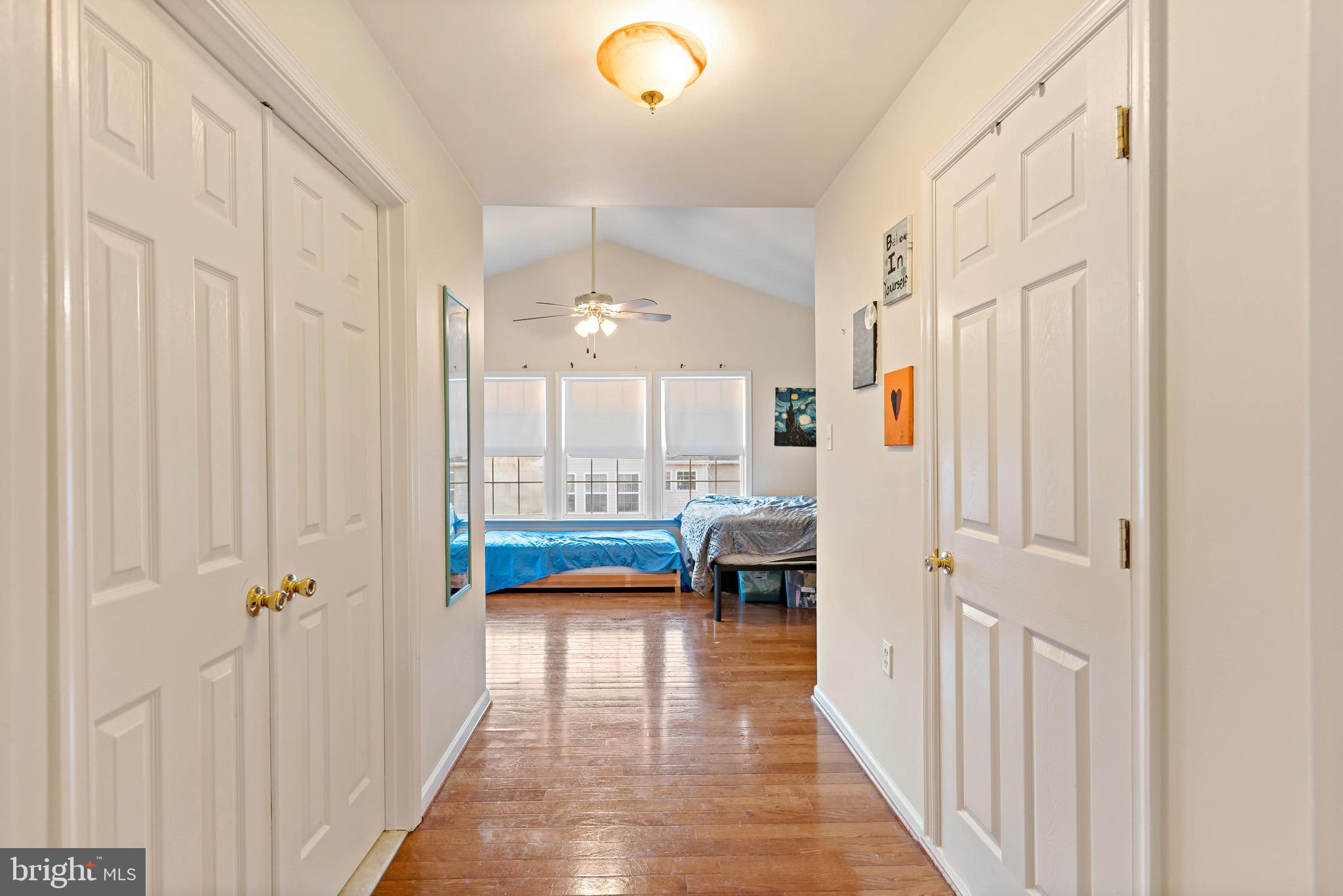 MANOR PARK - Residential