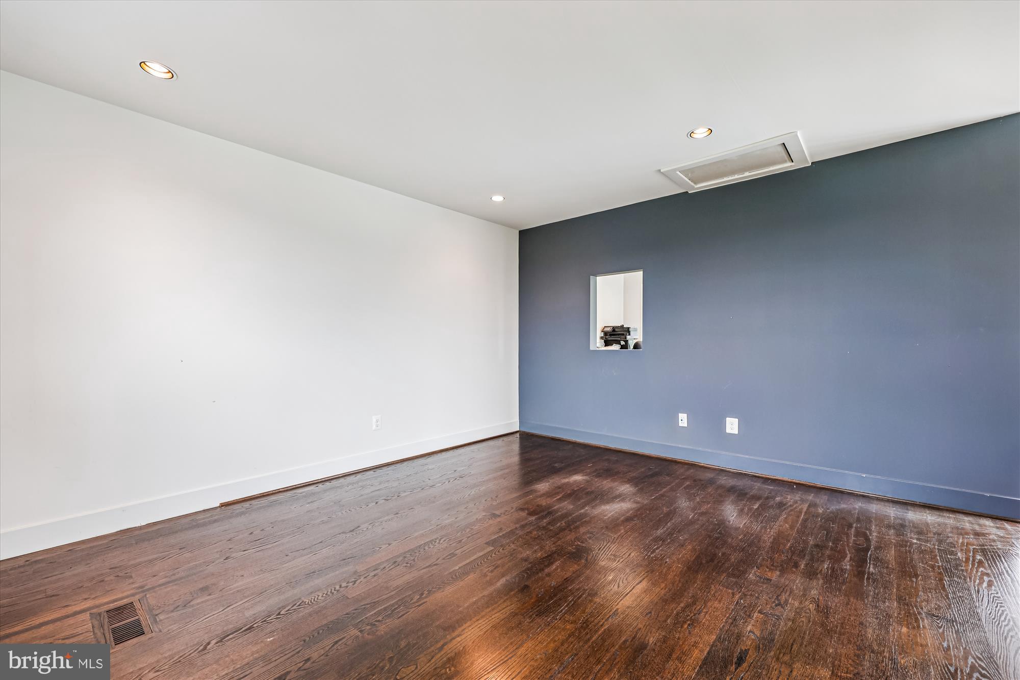 PT OLNEY OUT RES 2 - Residential