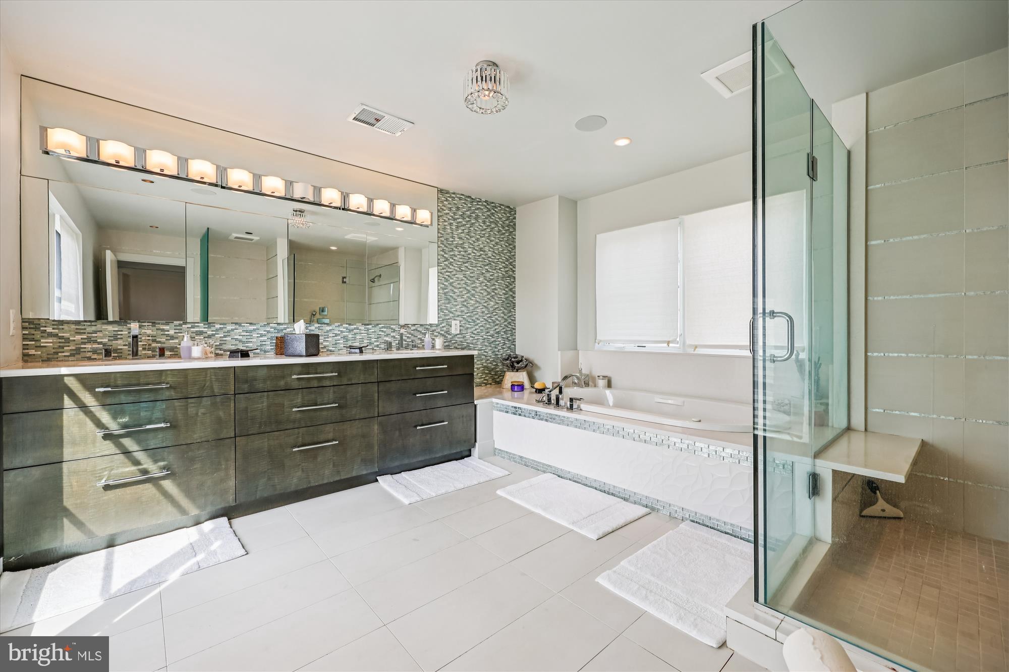 PT OLNEY OUT RES 2 - Residential