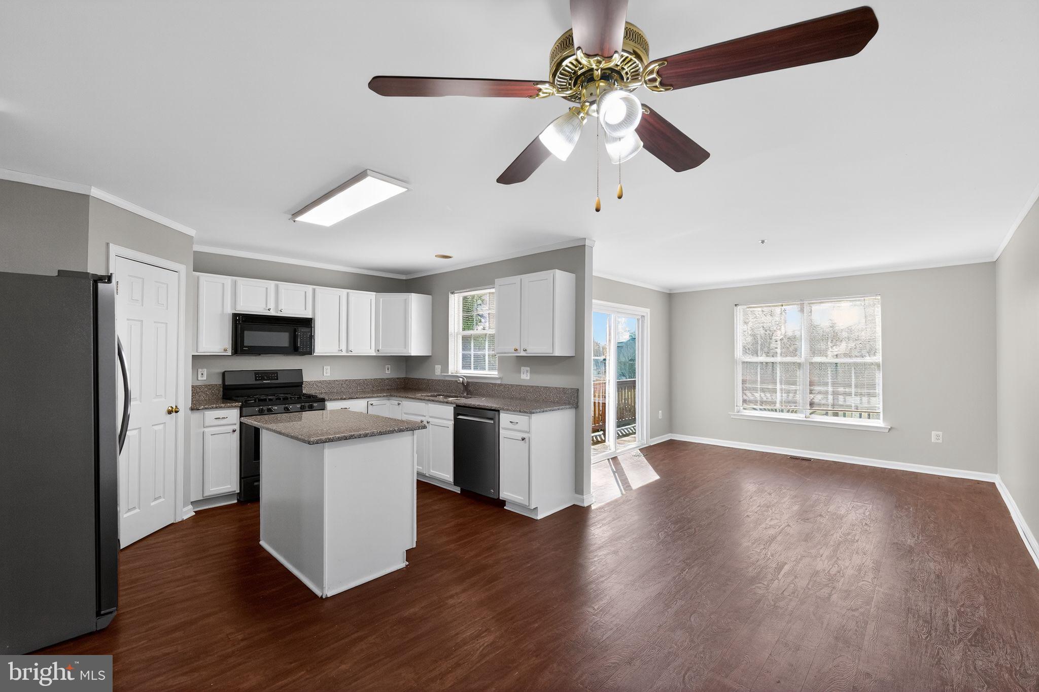 WINTERS RUN MANOR - Residential