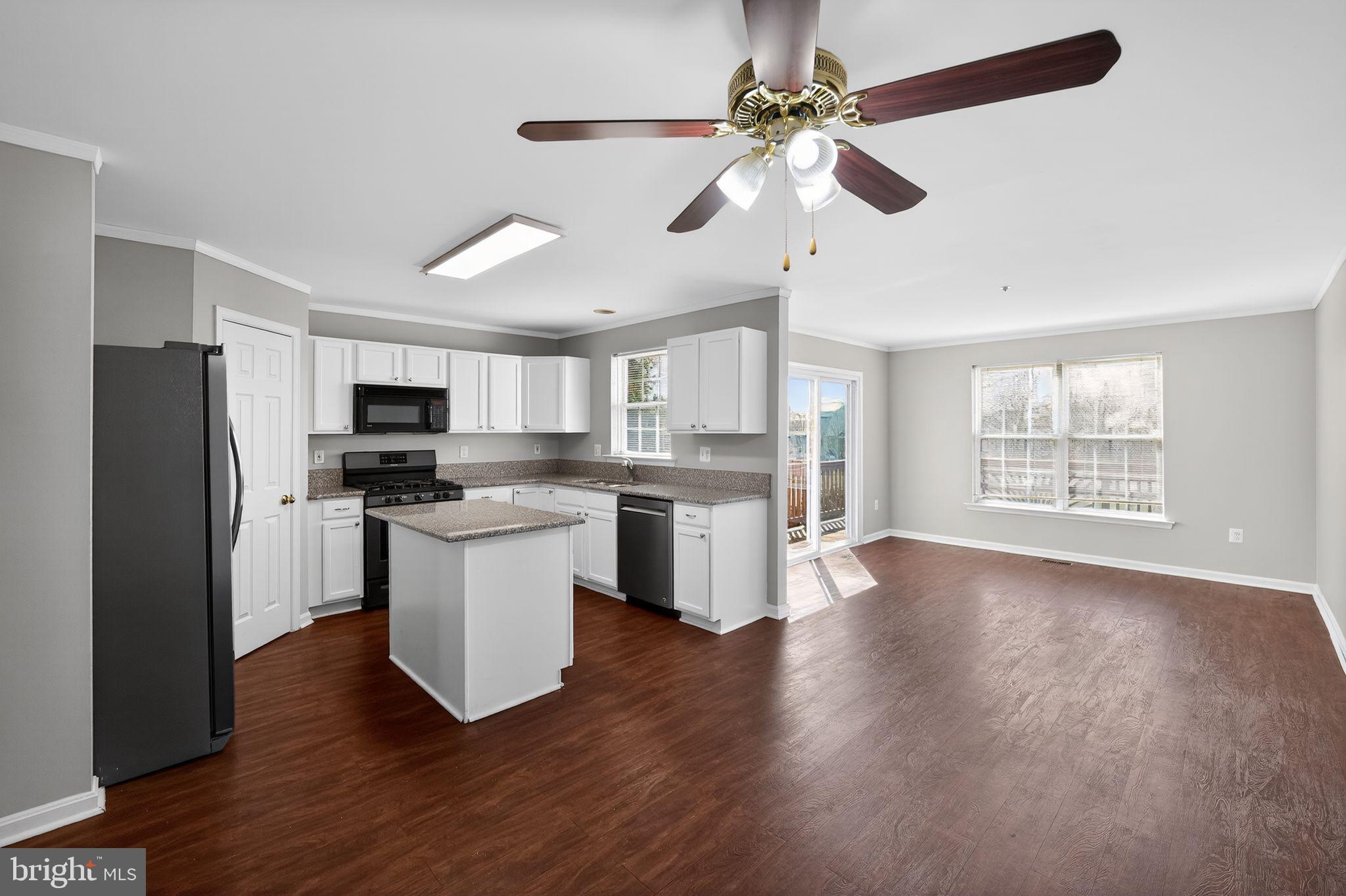 WINTERS RUN MANOR - Residential