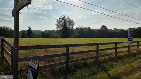 1416 WARRENTON RD FREDERICKSBURG VA 22406