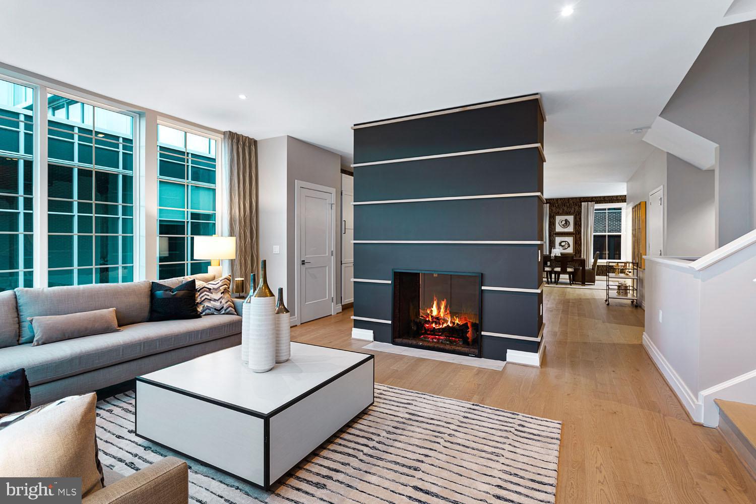 OLD TOWN ALEXANDRIA - Residential