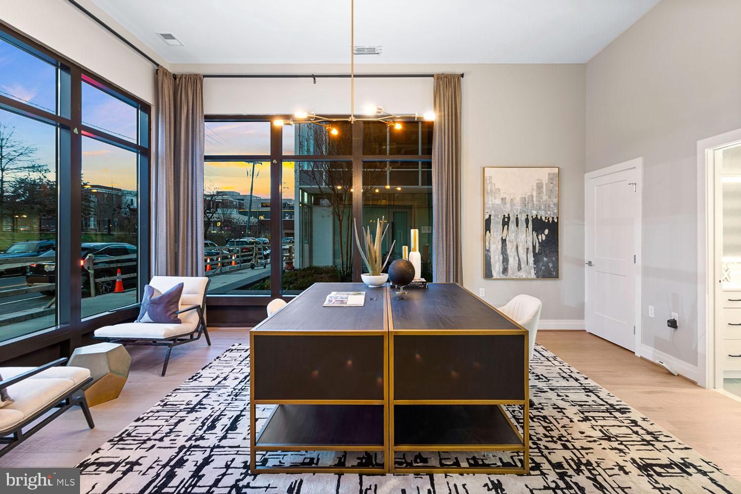 OLD TOWN ALEXANDRIA - Residential