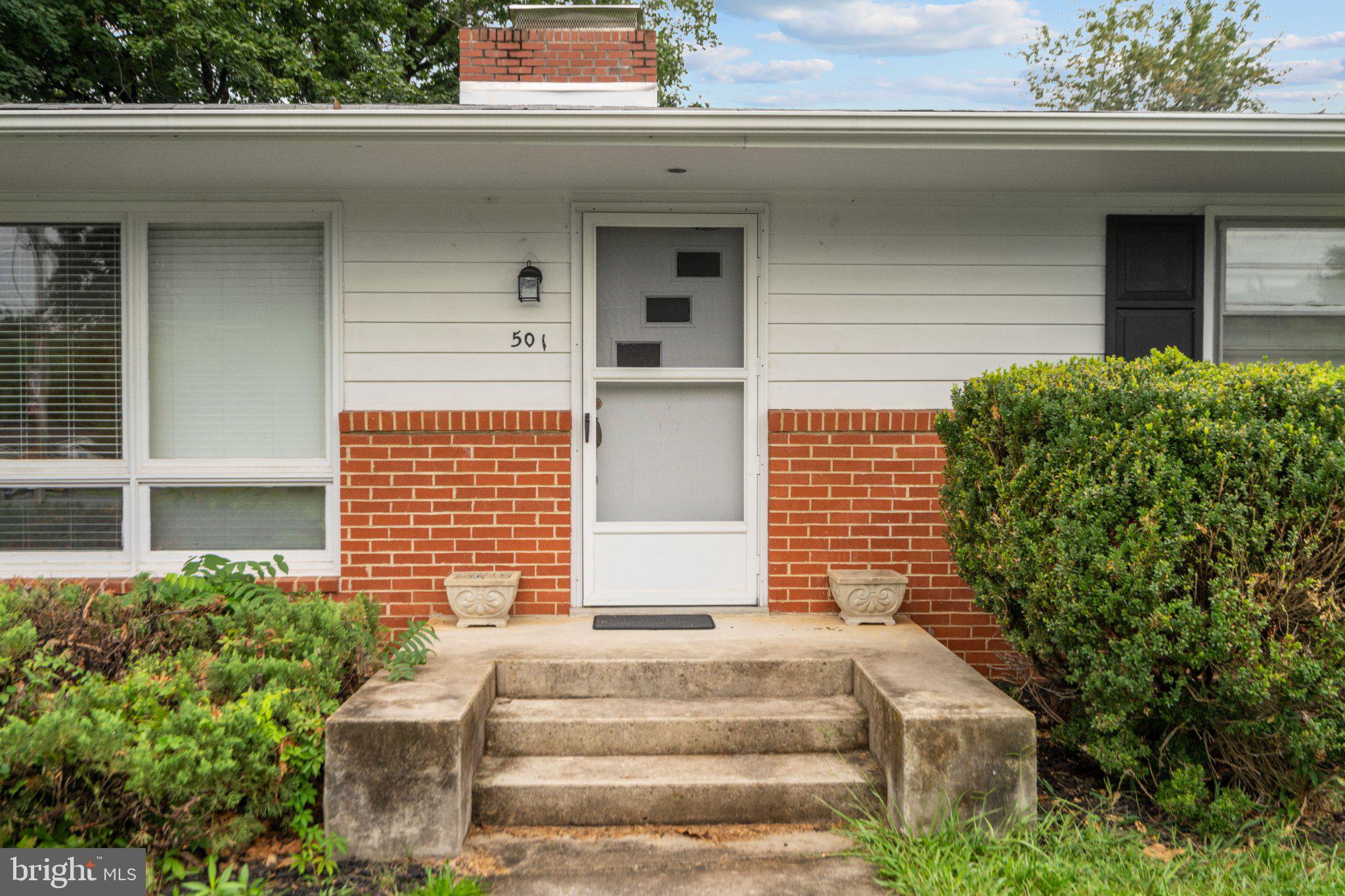 501 FOX DRIVE