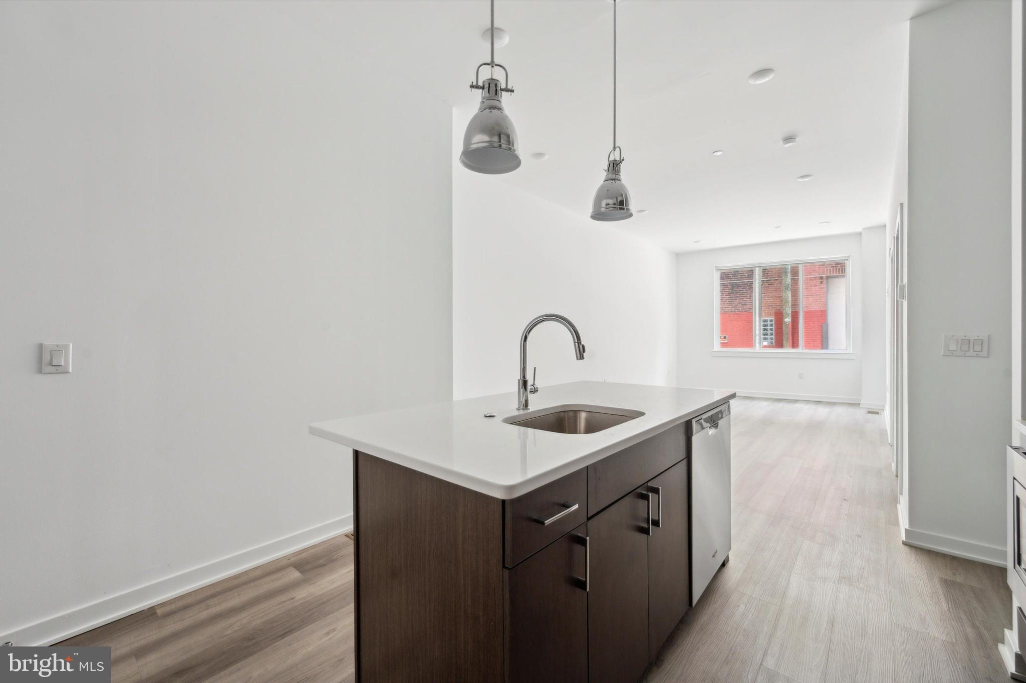 FAIRMOUNT - Residential Lease