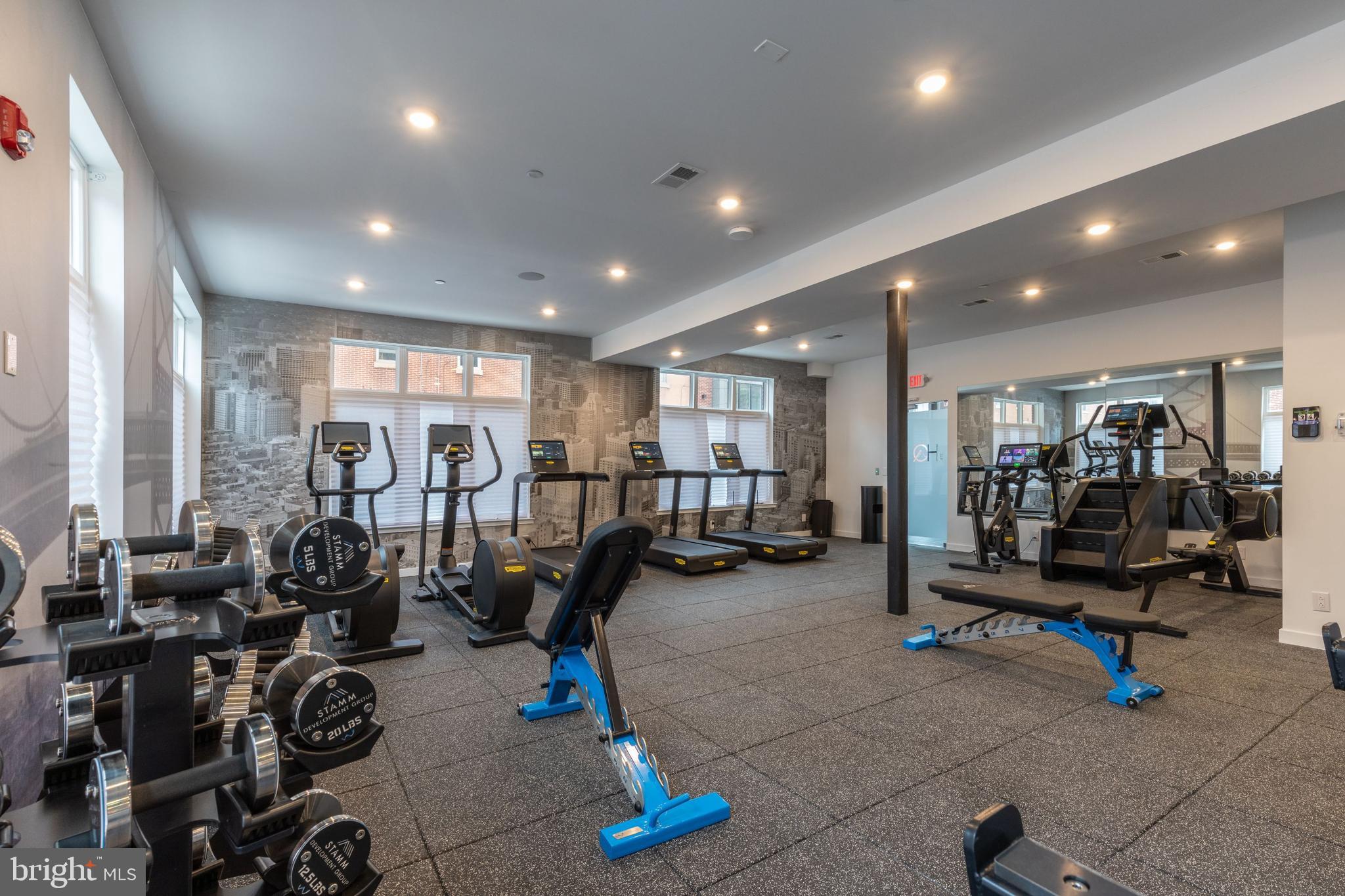 FAIRMOUNT - Residential Lease