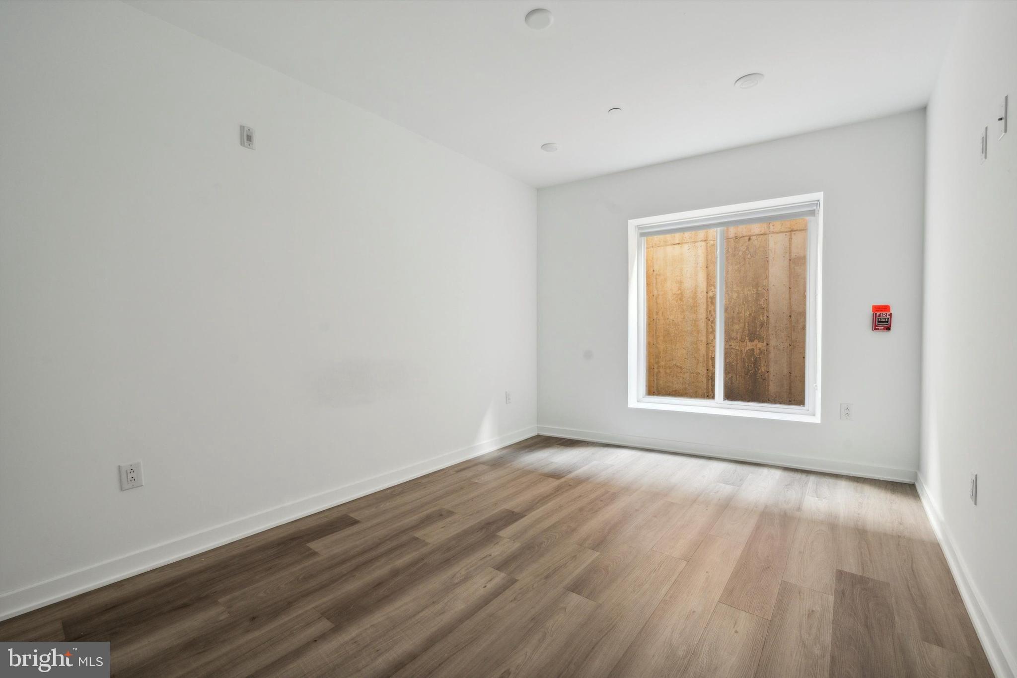 FAIRMOUNT - Residential Lease