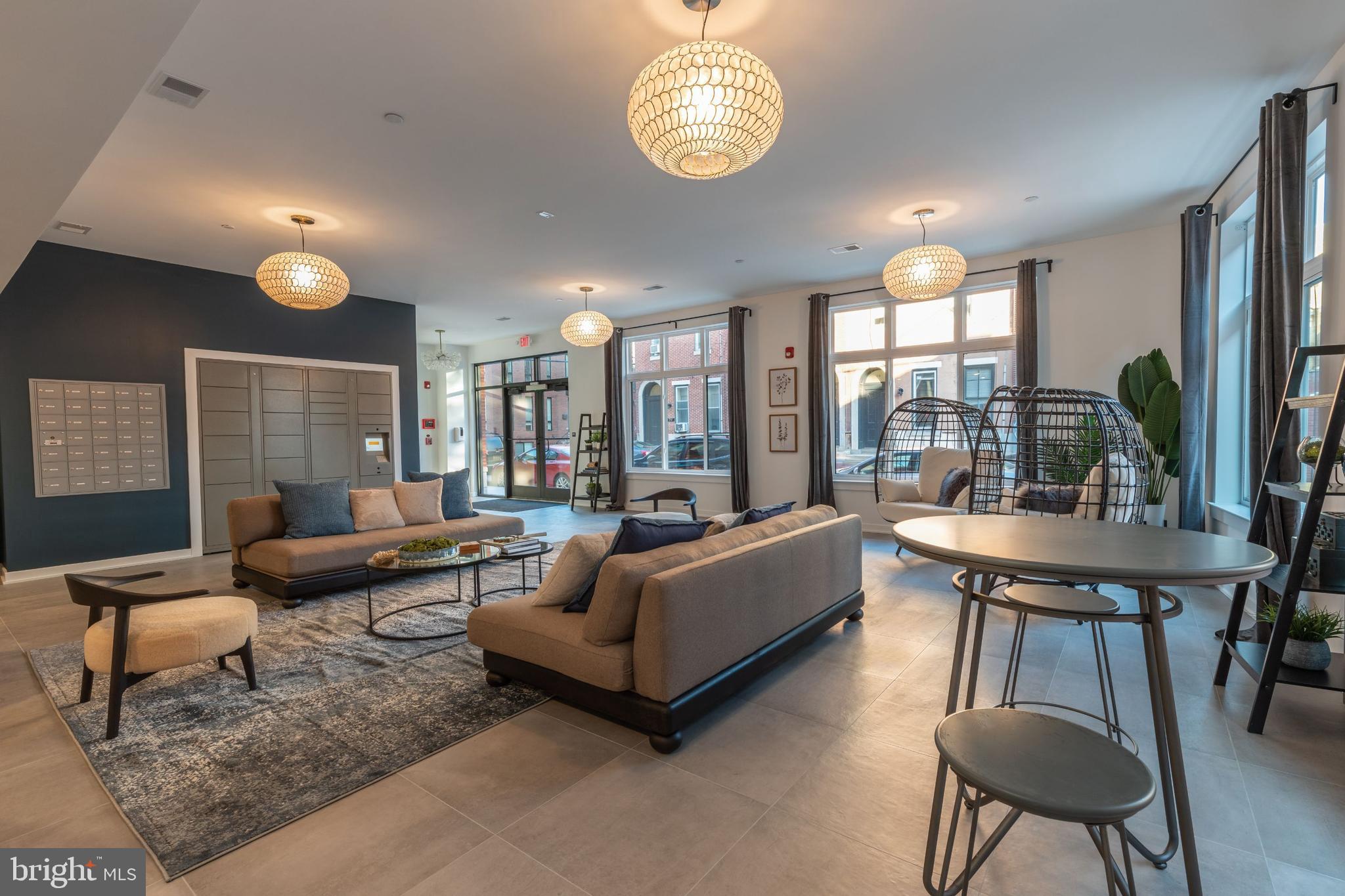 FAIRMOUNT - Residential Lease