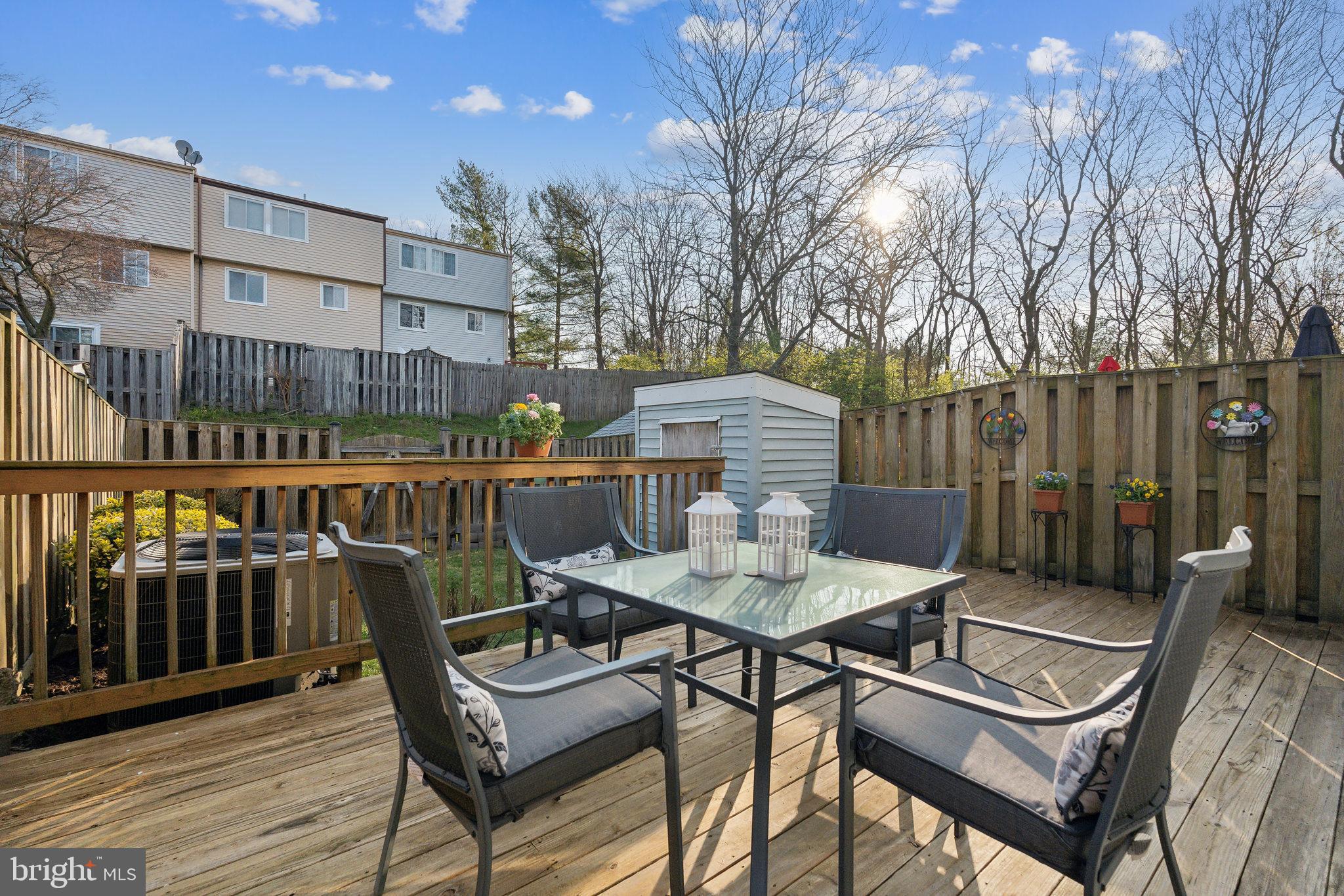 AMBER MEADOWS - Residential